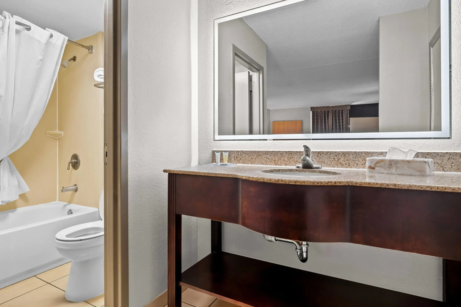 Days Inn by Wyndham Statesboro