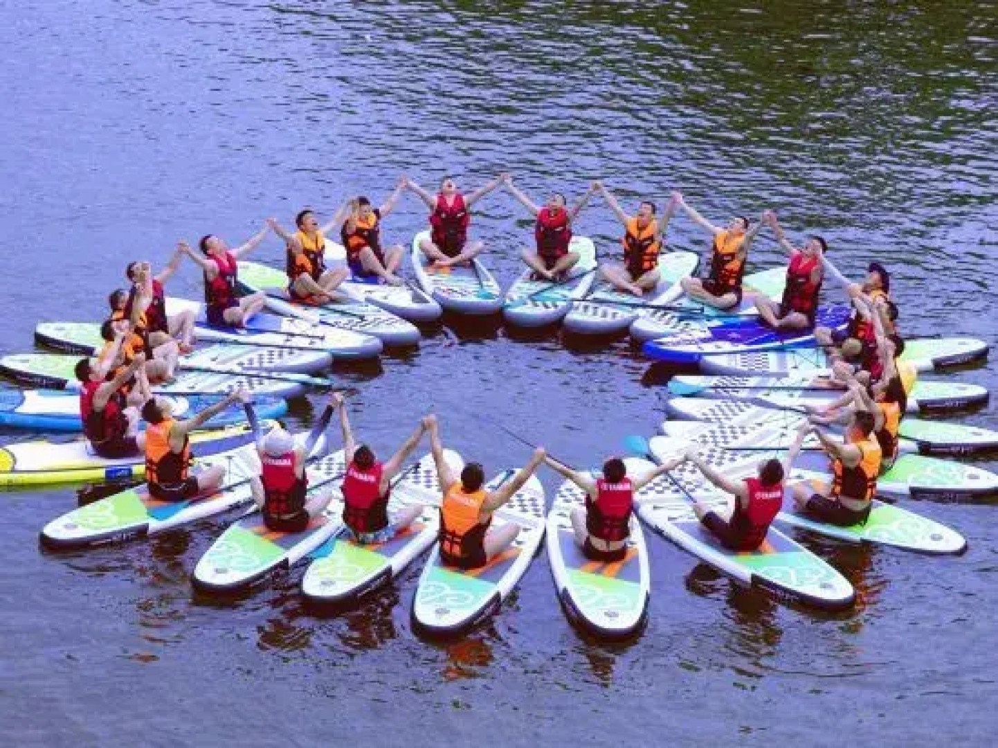 Selenium-themed Inn In West Huangshan City