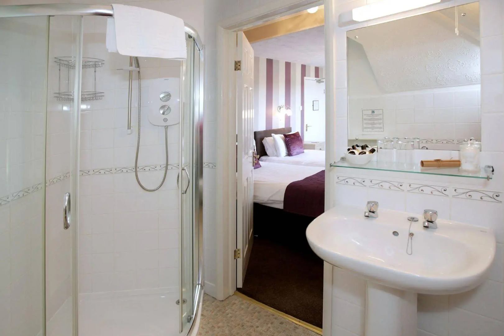 The Robin Hill Hotel