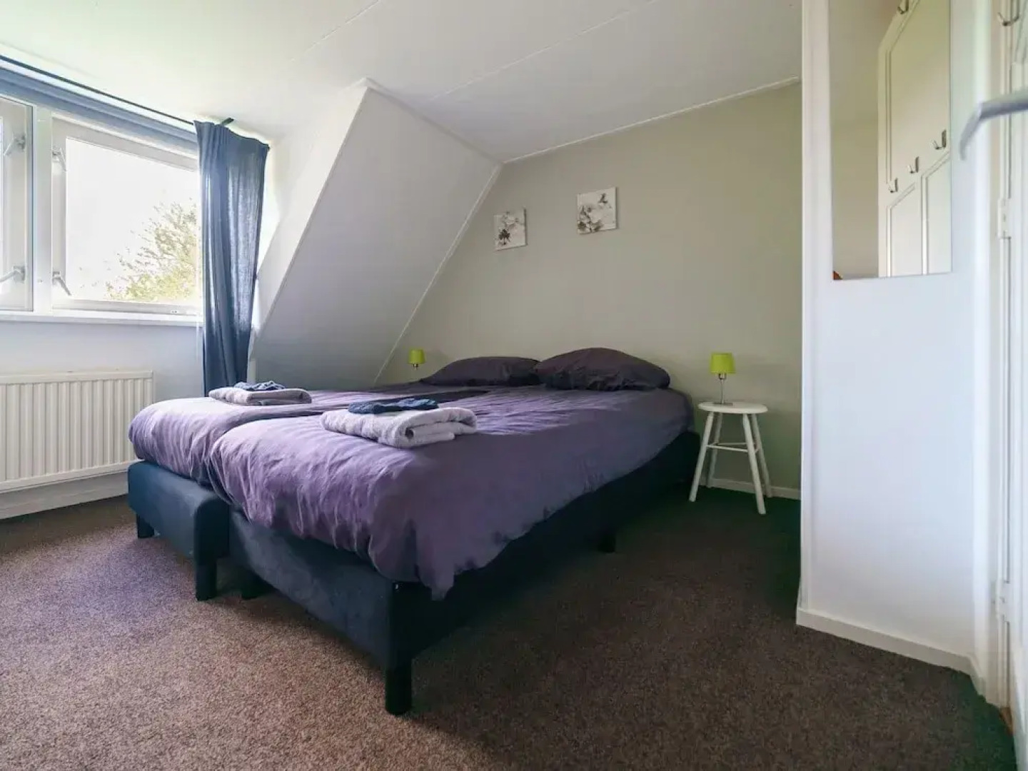 Detached Atmospheric Farmhouse with Large Garden & Privacy near Dalfsen