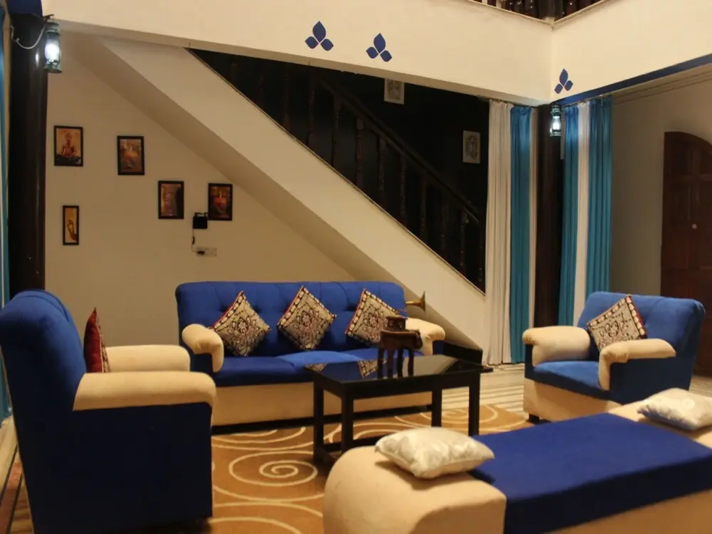 Oyo 13064 Home Luxury with Pool Studio Siolim