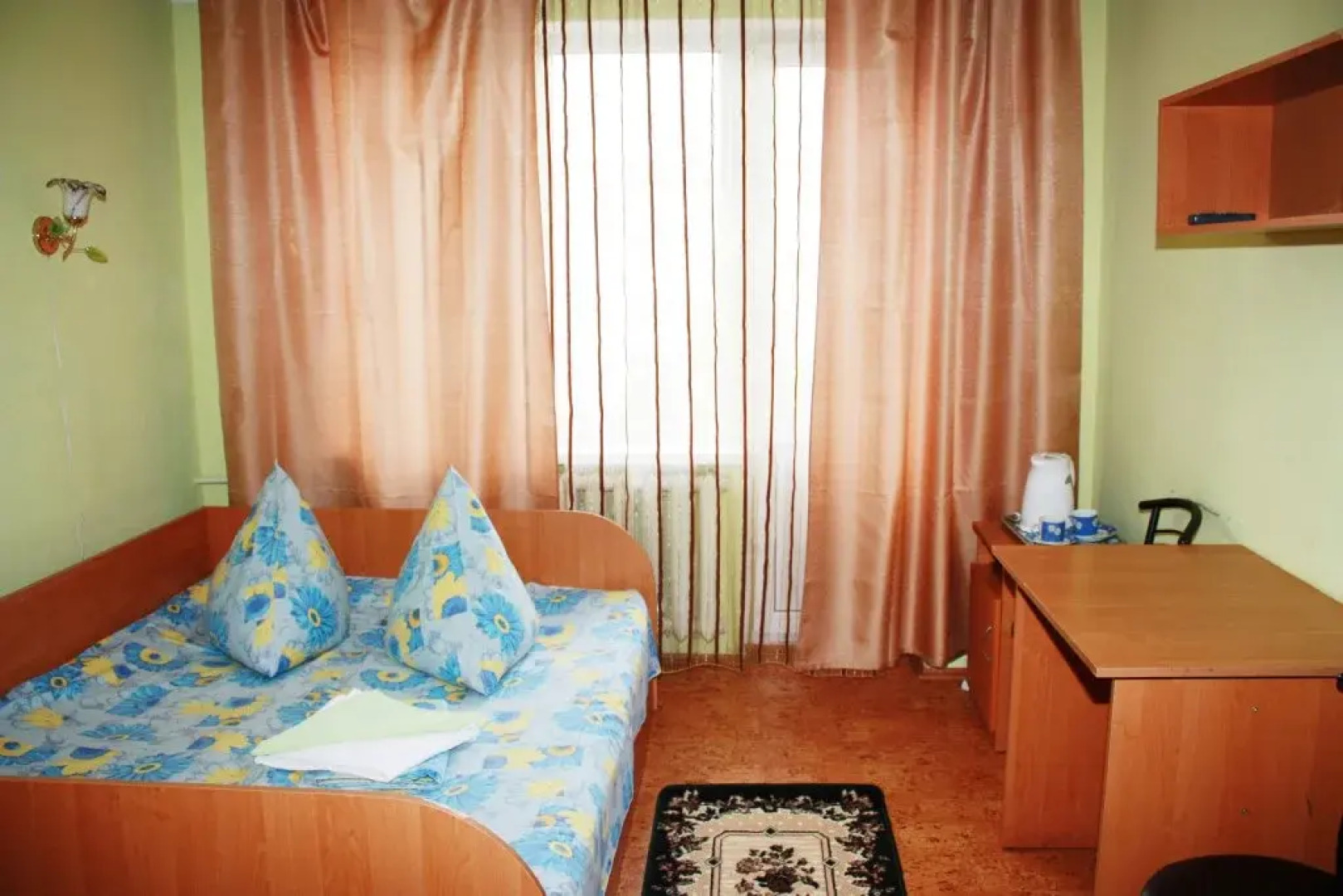 Отель Выдубичи