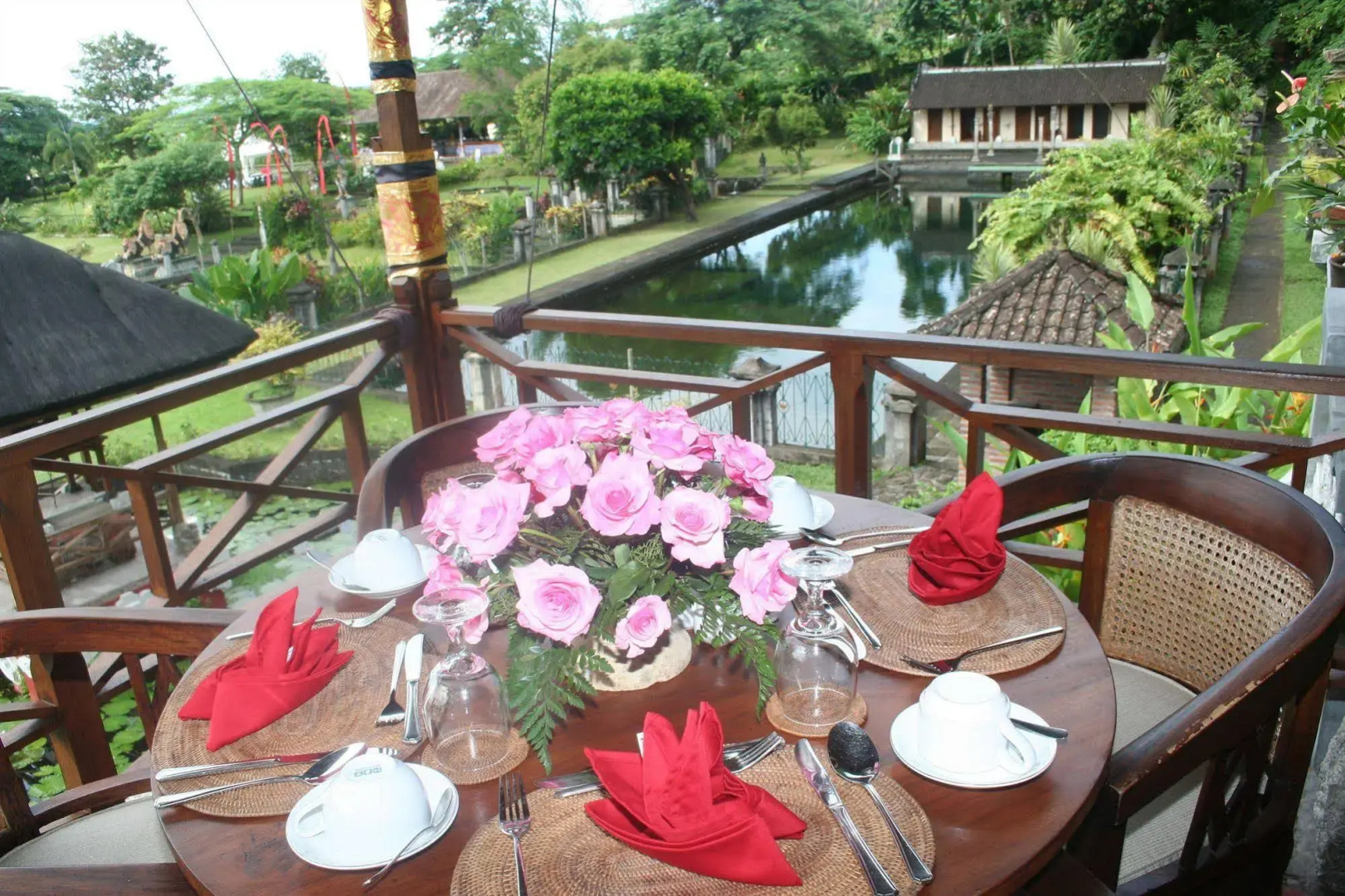 Tirta Ayu Hotel and Restaurant