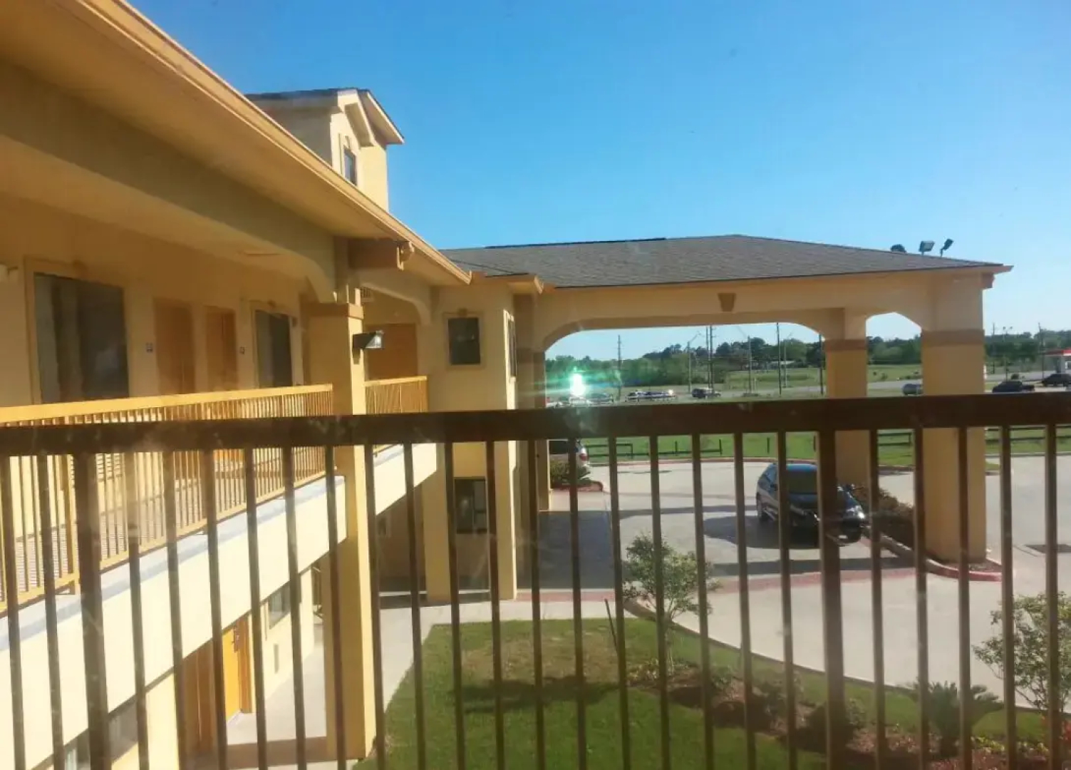 Americas Best Value Inn & Suites Tomball
