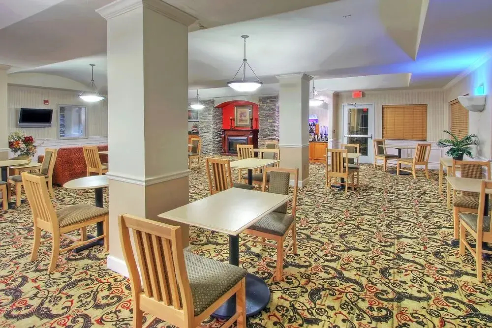 Holiday Inn Express Hotel & Suites Portales