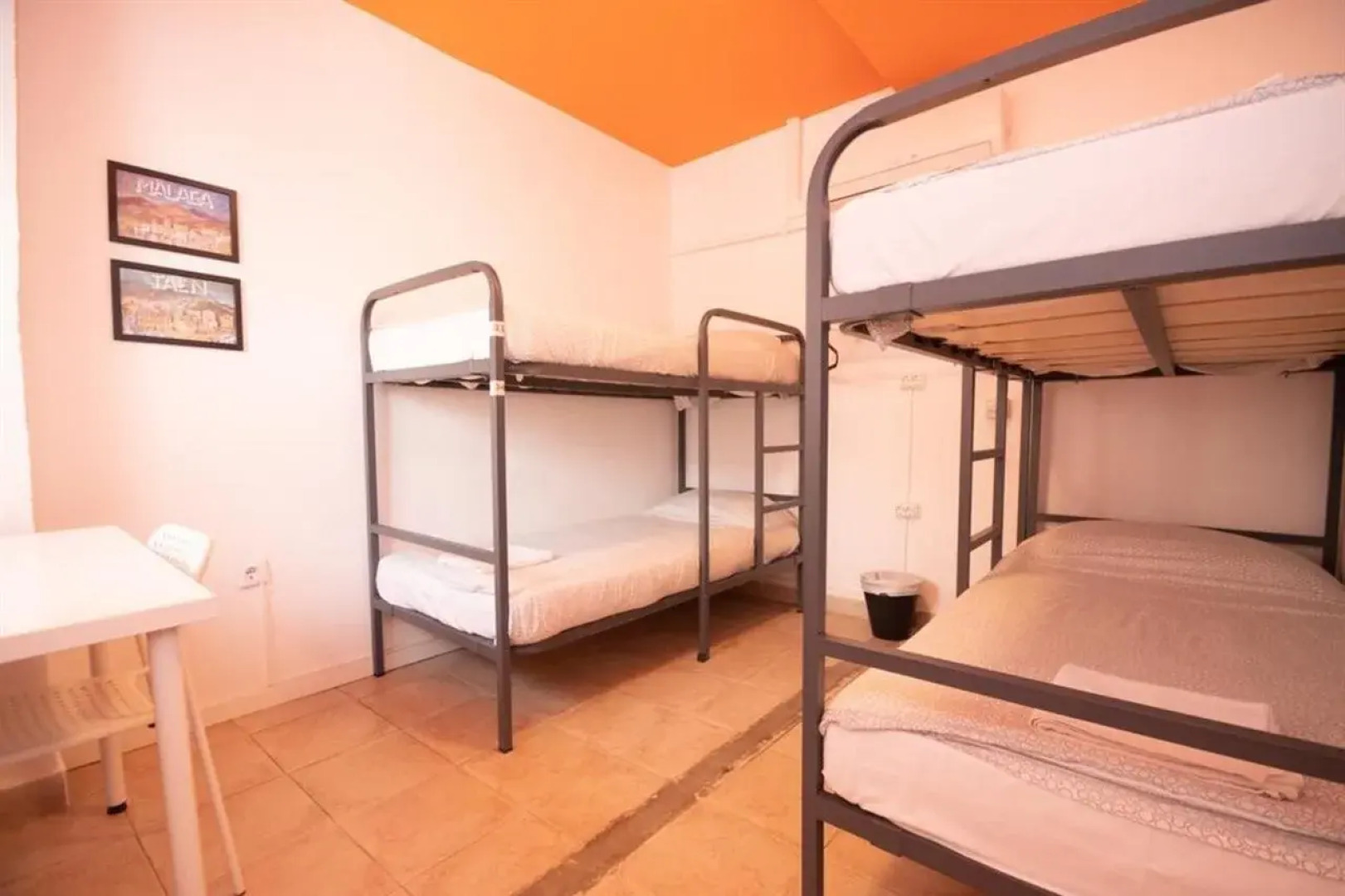 Arc House Sevilla - Hostel