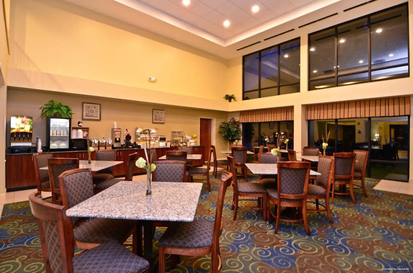 Best Western Plus Yadkin Valley Inn & Suites