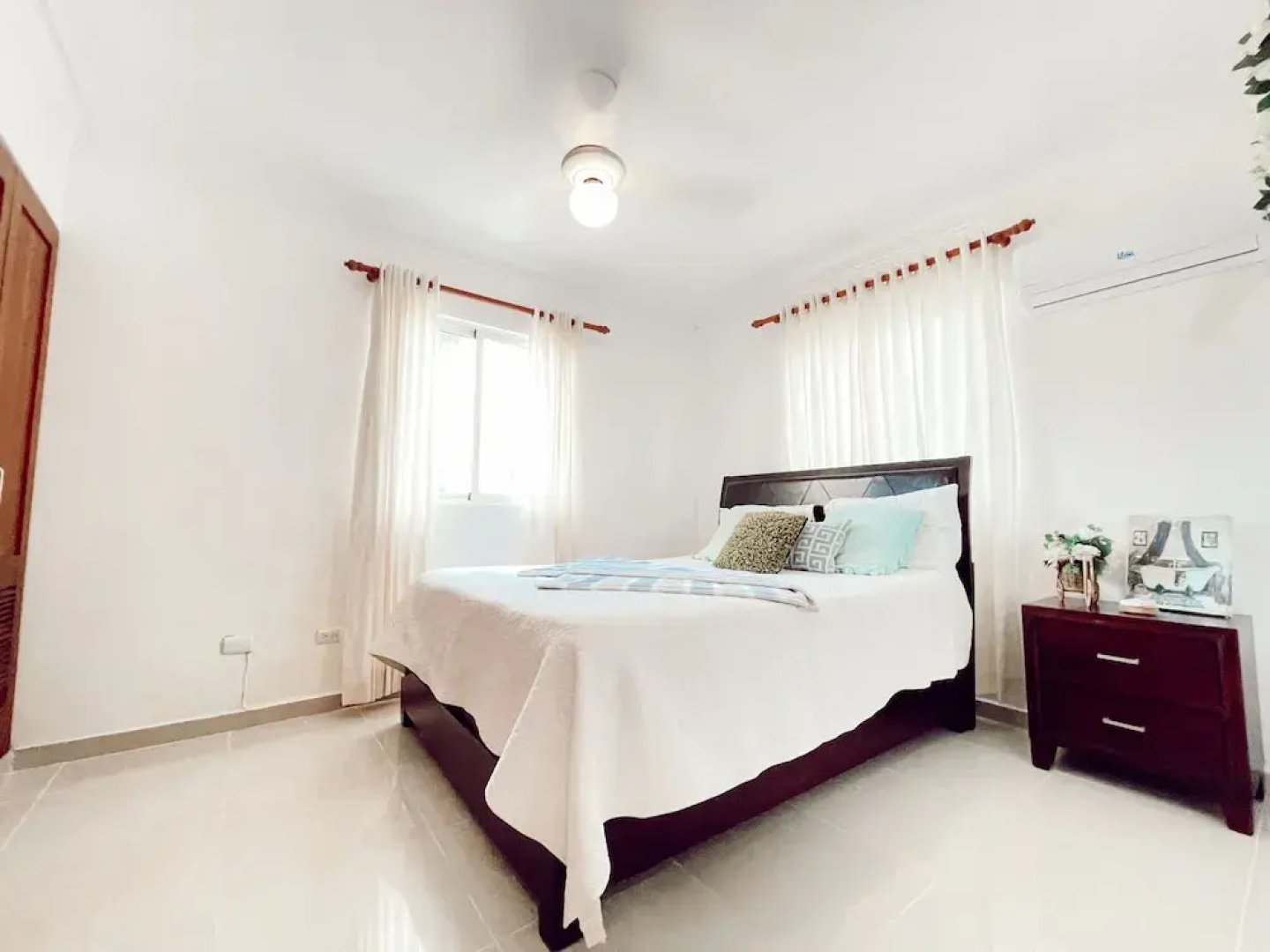 Beach view Condo