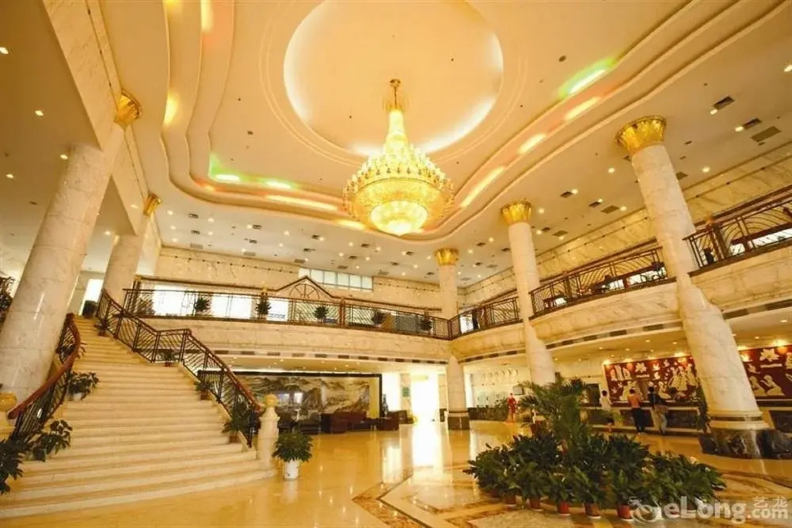 Yichang Zhaojun Hotel