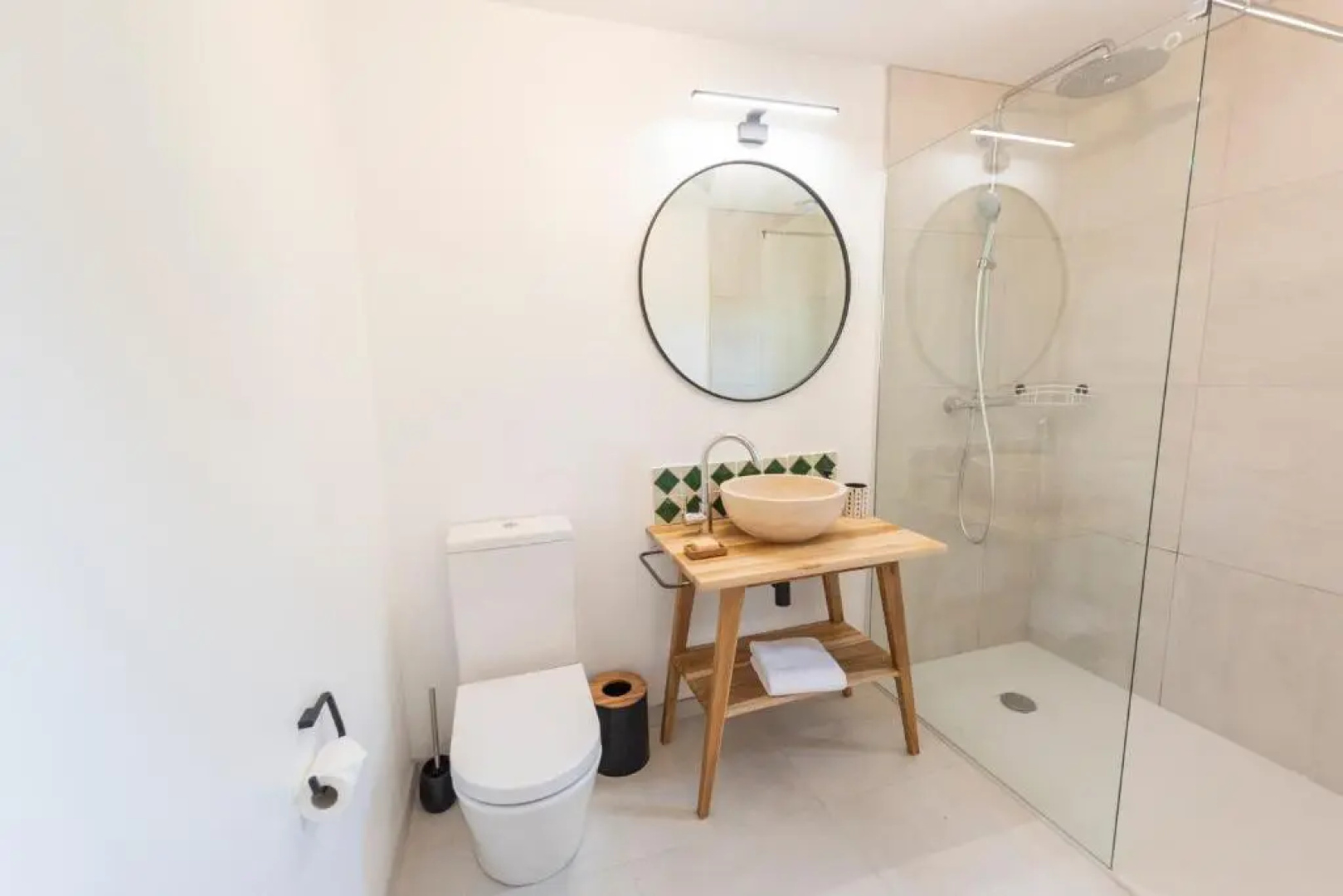 La Petite Ruche, 1 Bedroom Gite in the Luberon (Adults Only)
