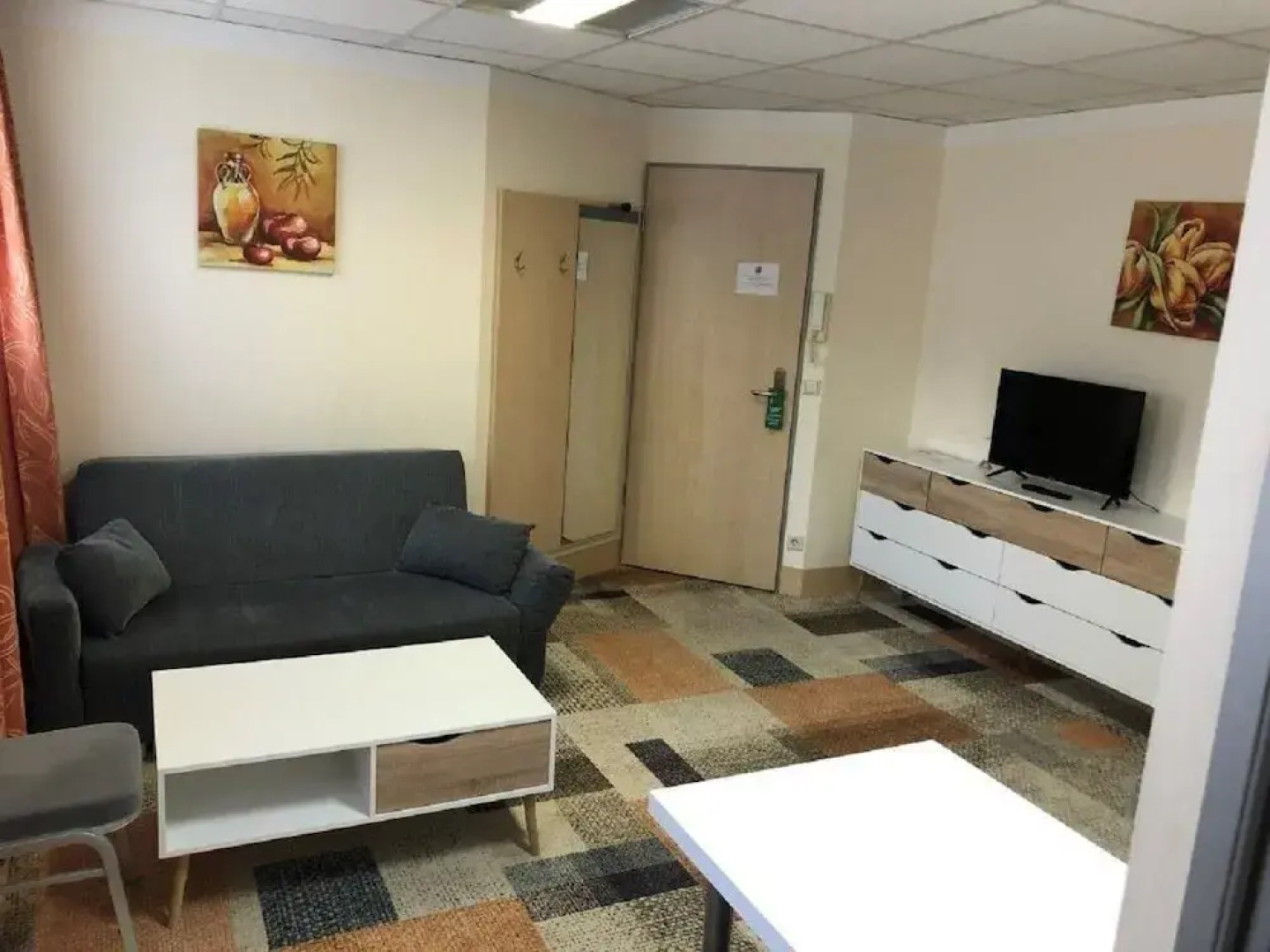 Petul Apart Hotel Ernestine