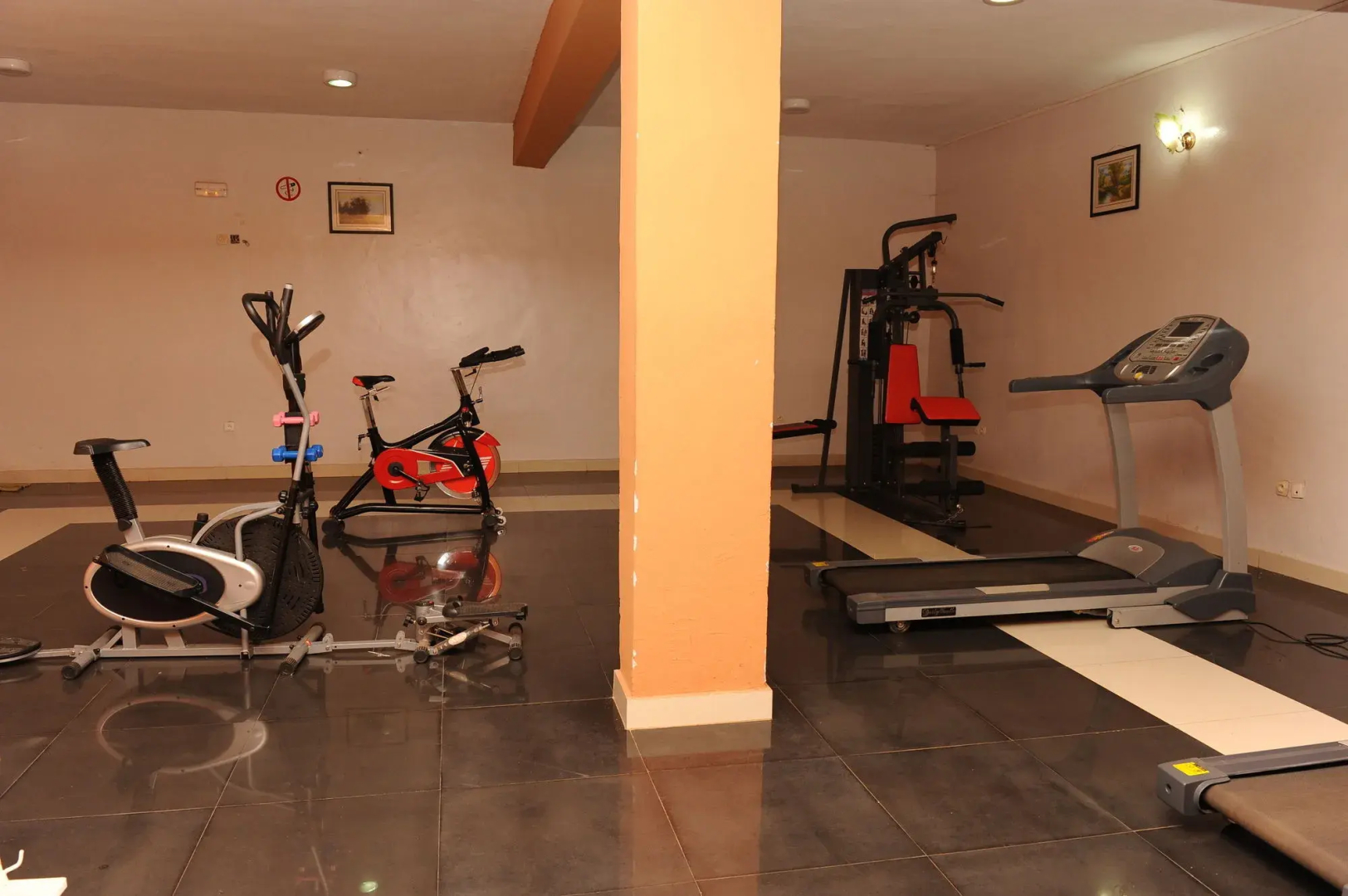 Nobleza Hotel
