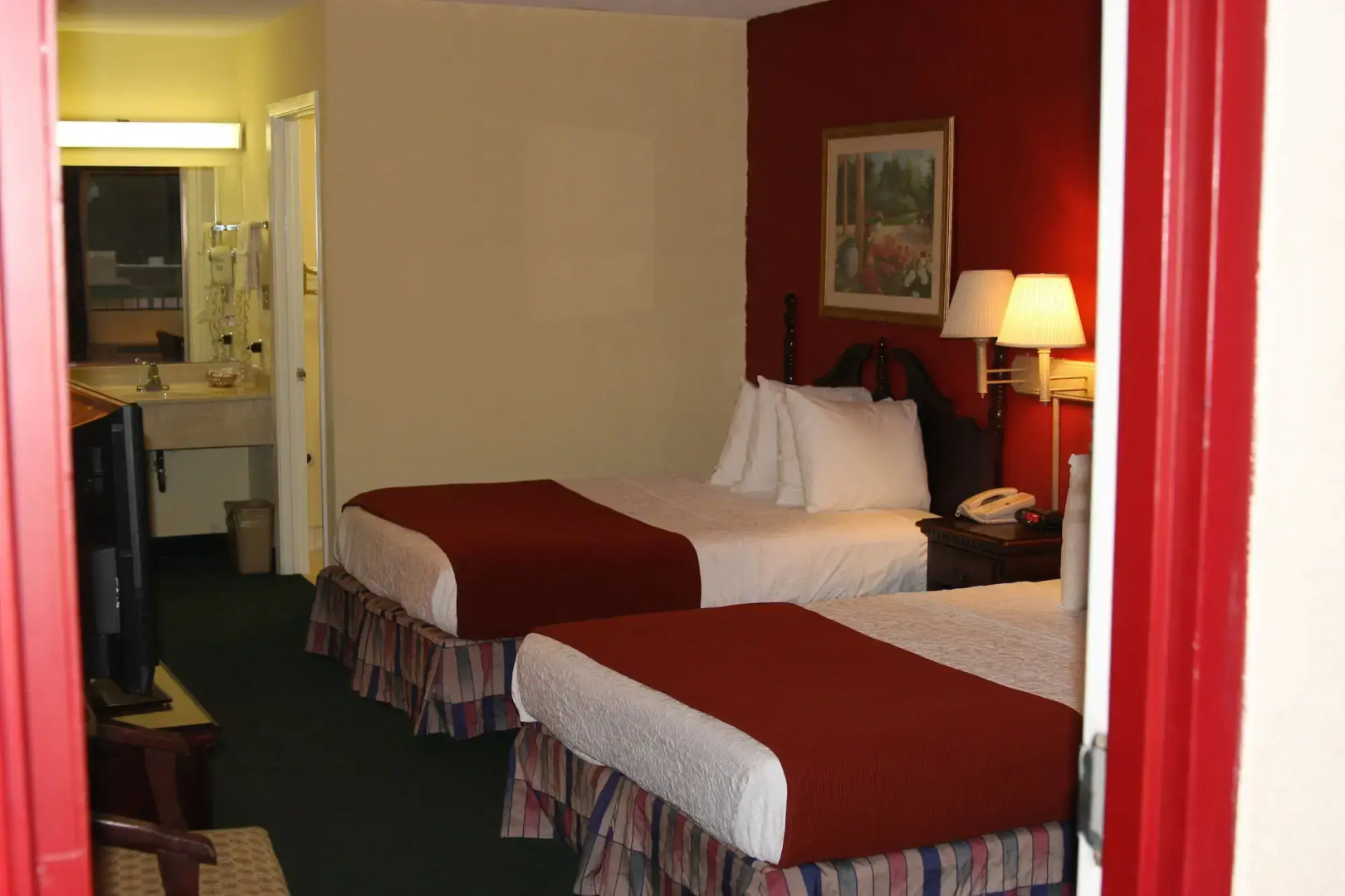 Northeast College Inn