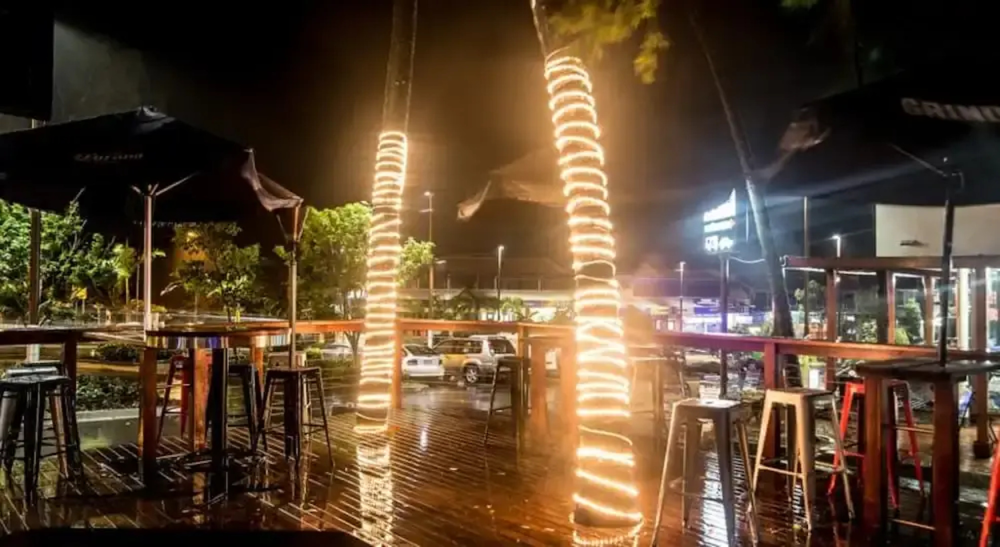 Base Backpackers Airlie Beach Resort