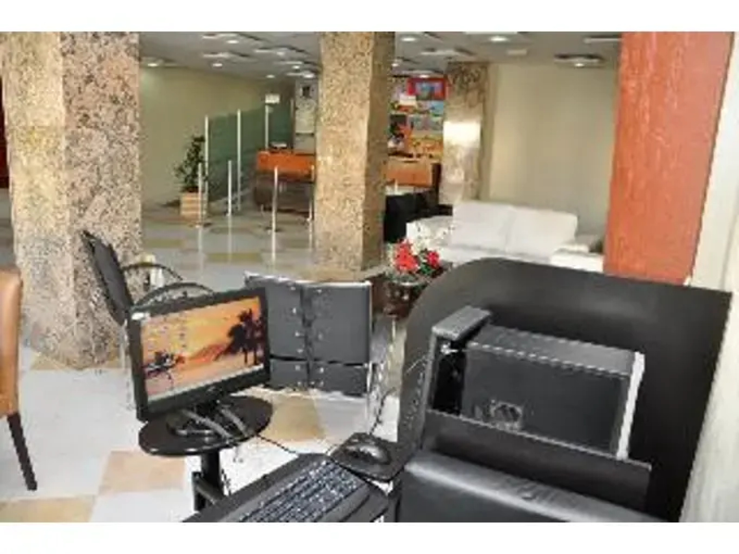 Marc Center Hotel