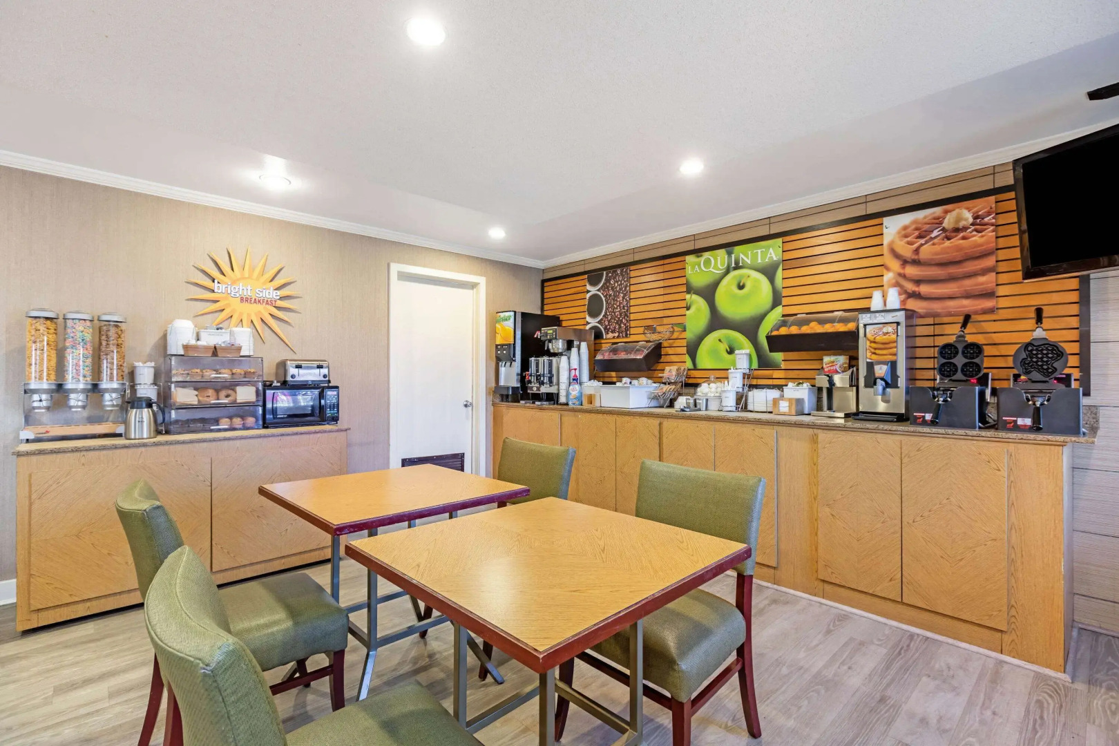 La Quinta Inn & Suites by Wyndham El Paso East