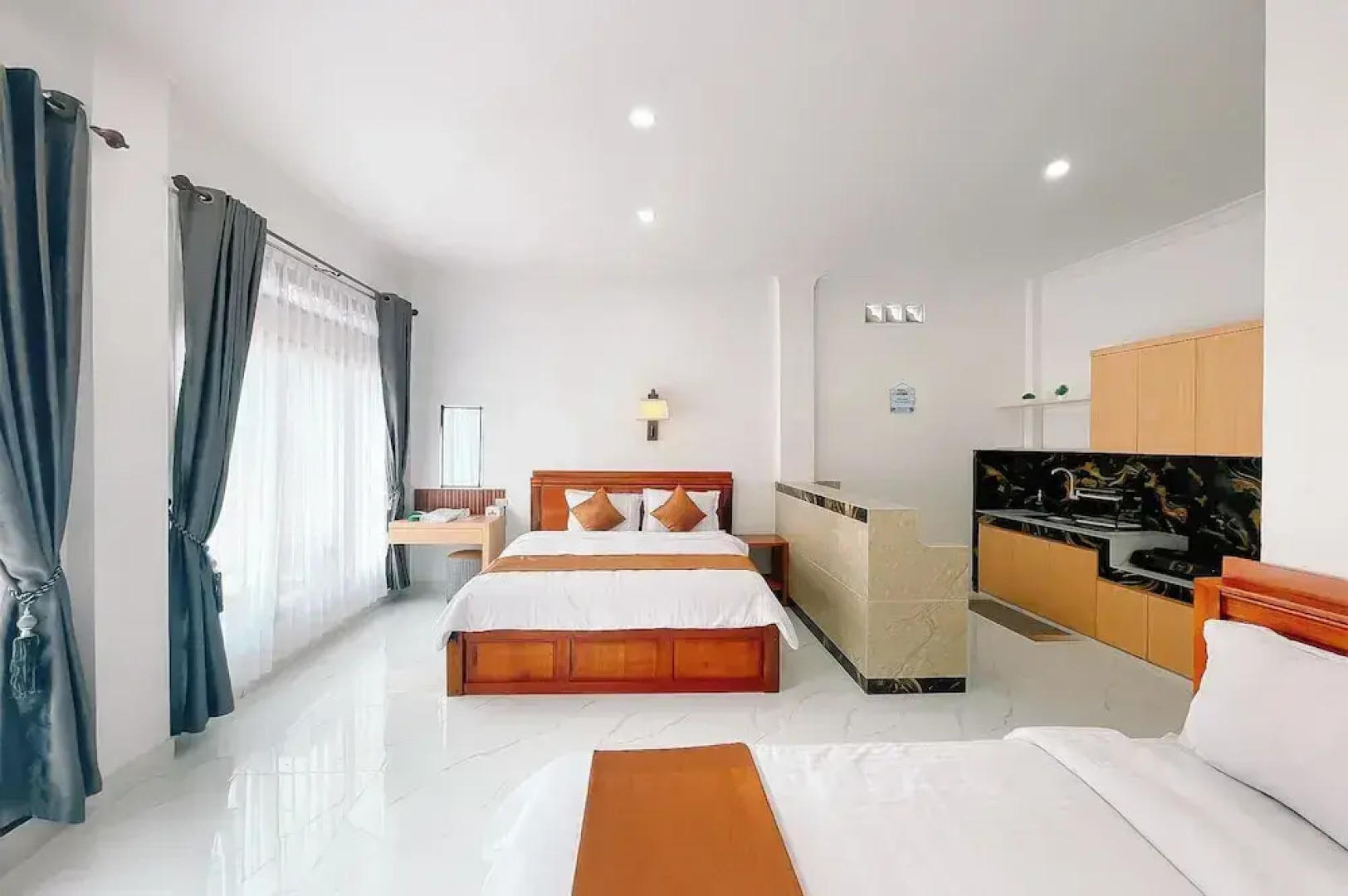 Simangande View & Resto By Helocus