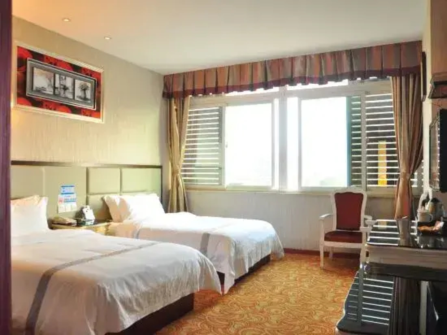 Jiujiang Venice Dynasty Hotel