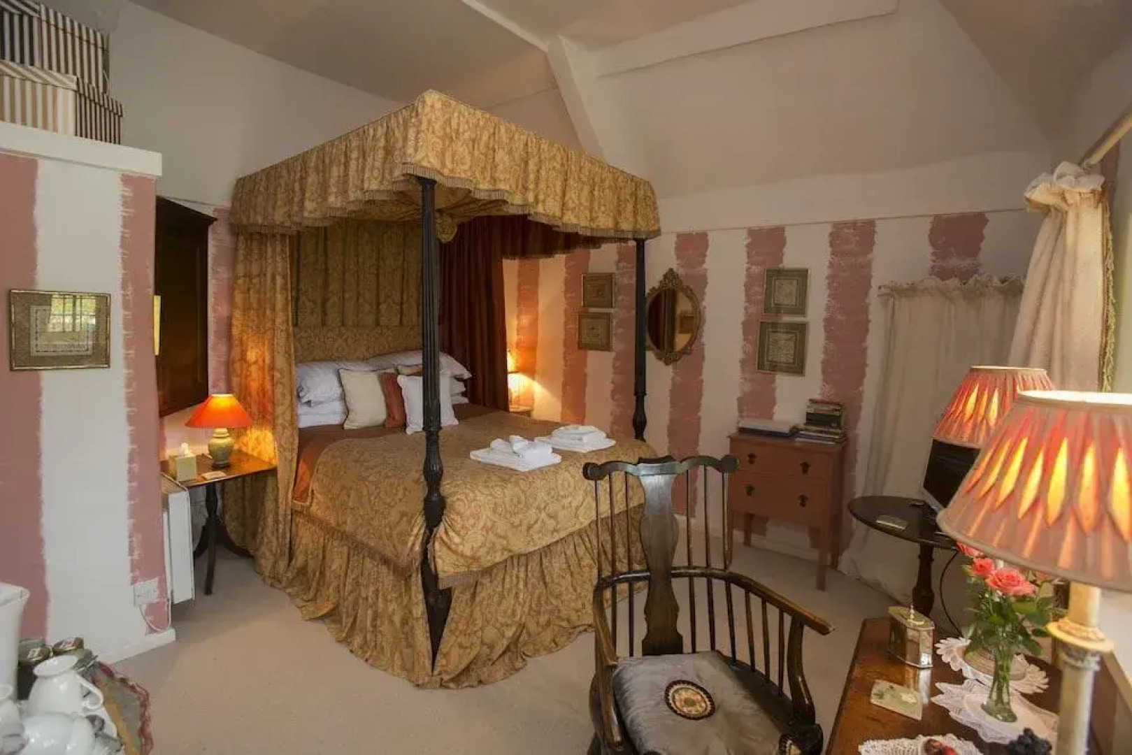 Tudor Cottage Bed & Breakfast Dorchester