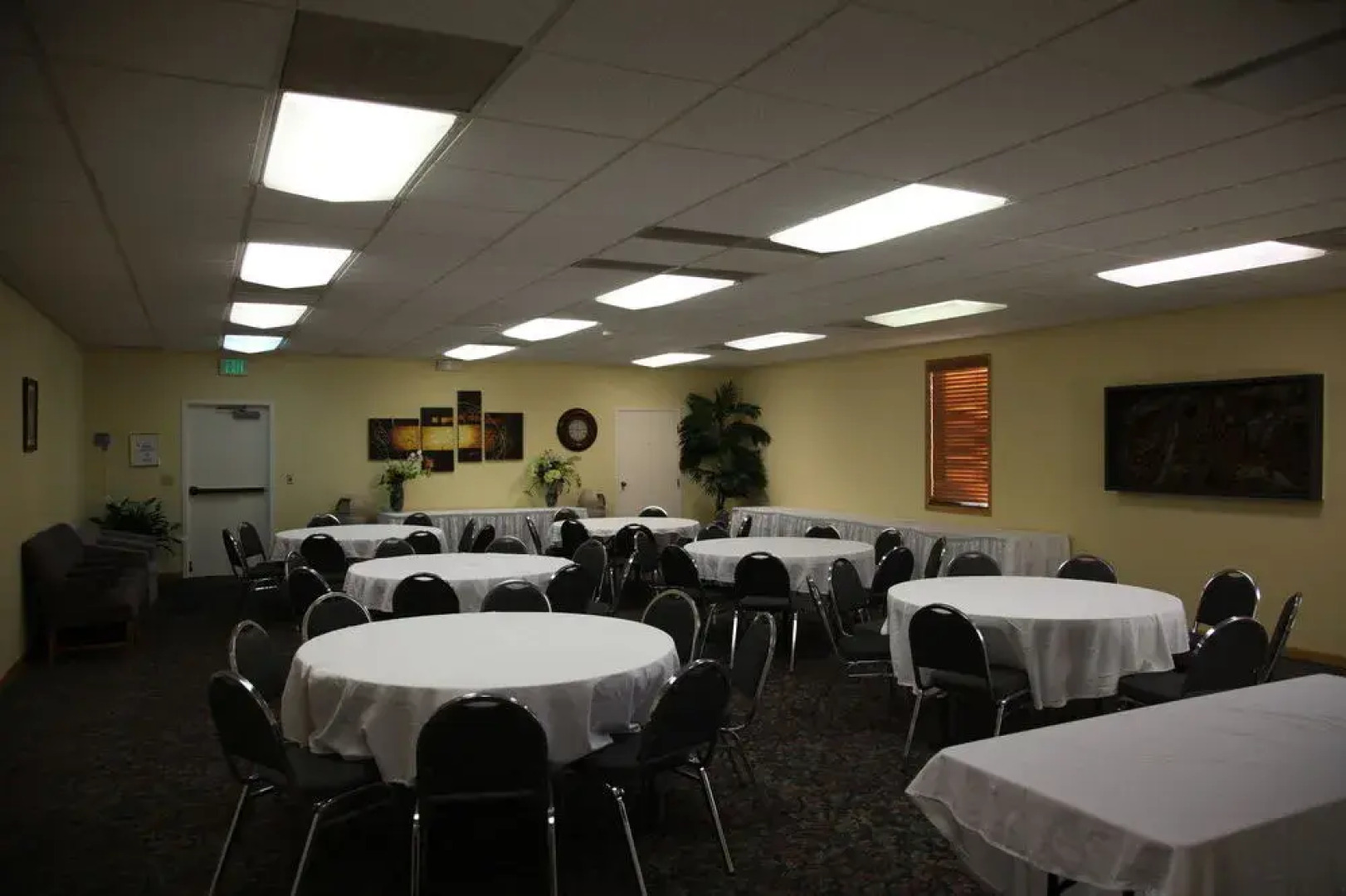 Days Inn & Suites by Wyndham Golden/Denver West