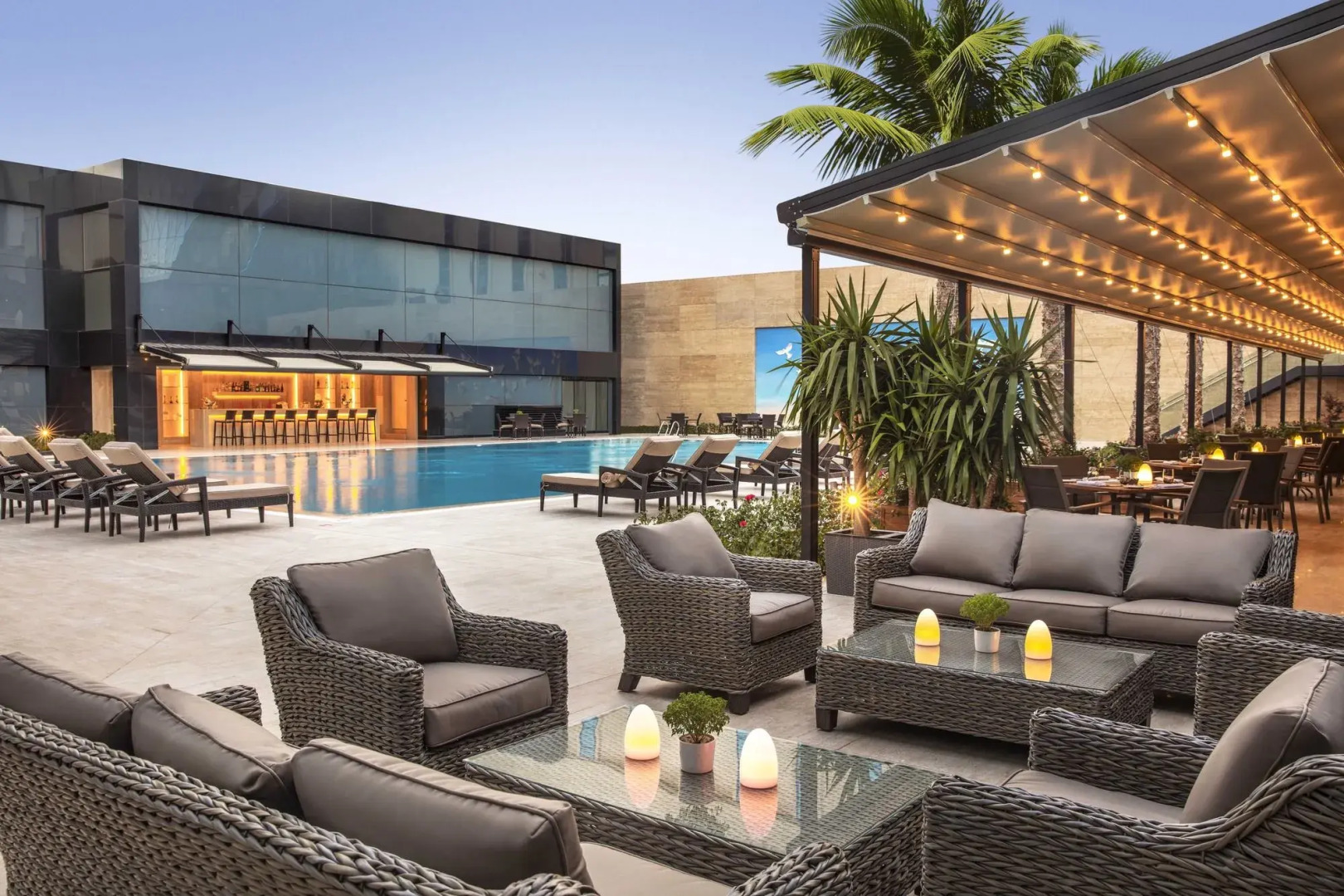 Tango Arjaan by Rotana Hotel