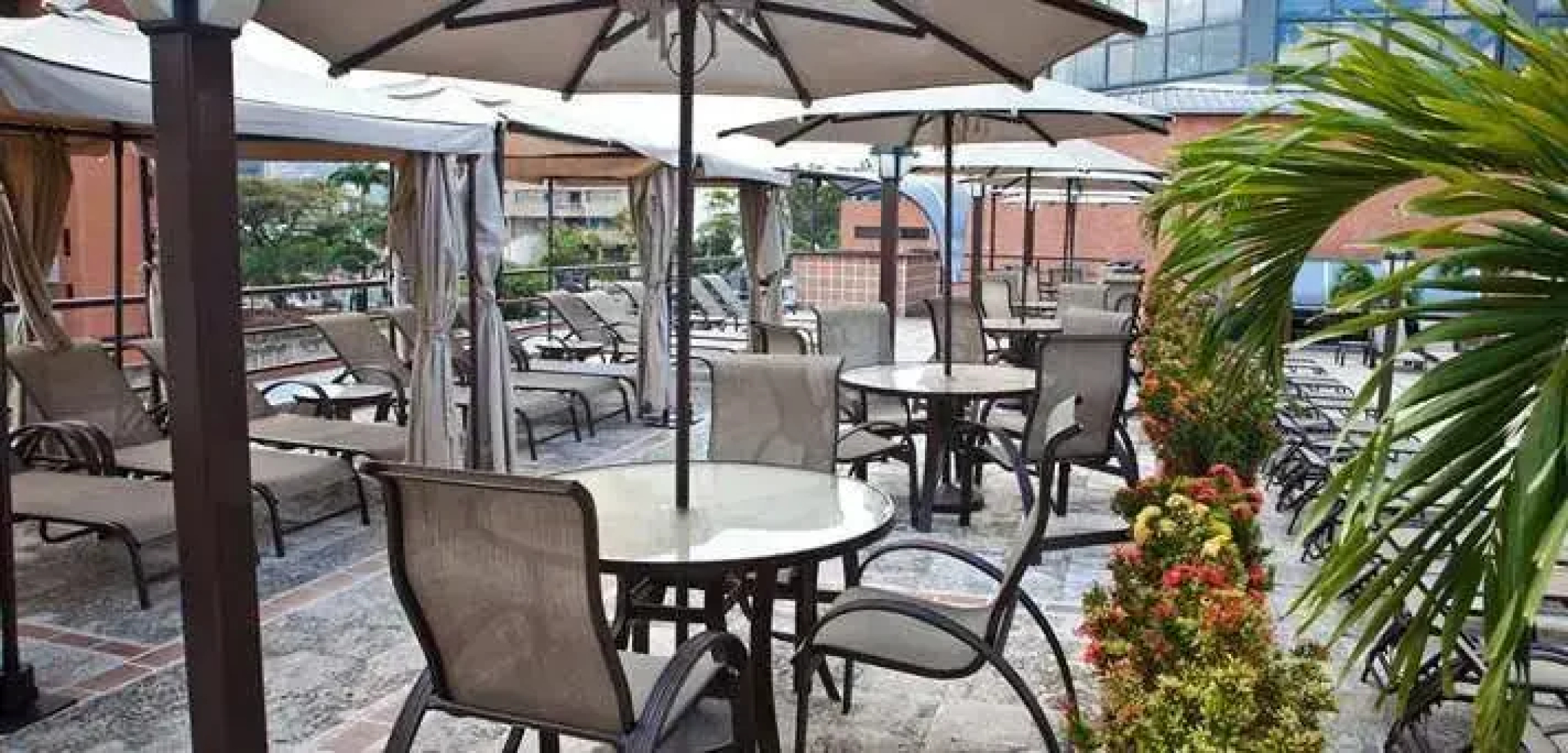 Embassy Suites Valencia Downtown