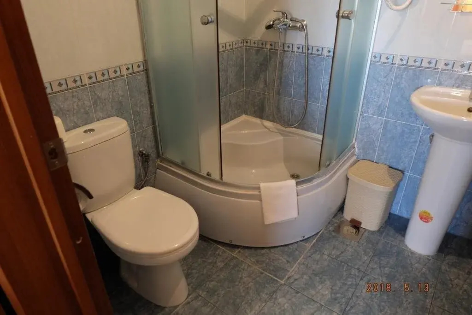 Lazurniy Guest House