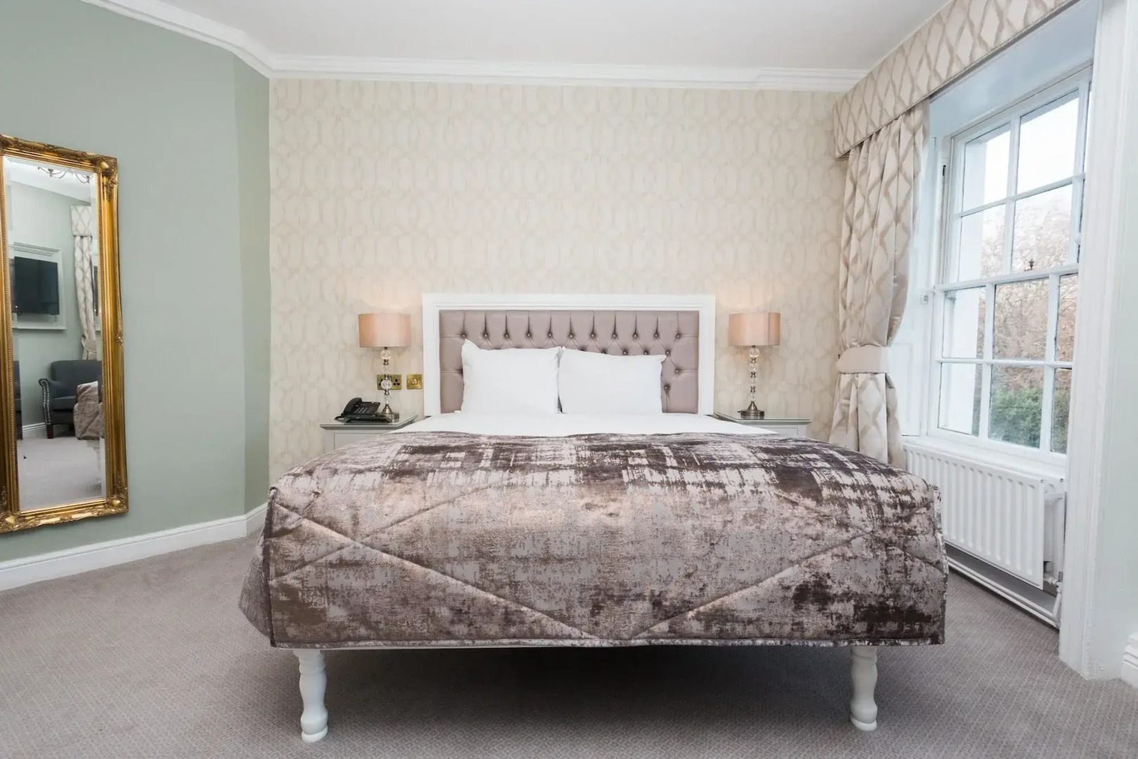 Stauntons on the Green