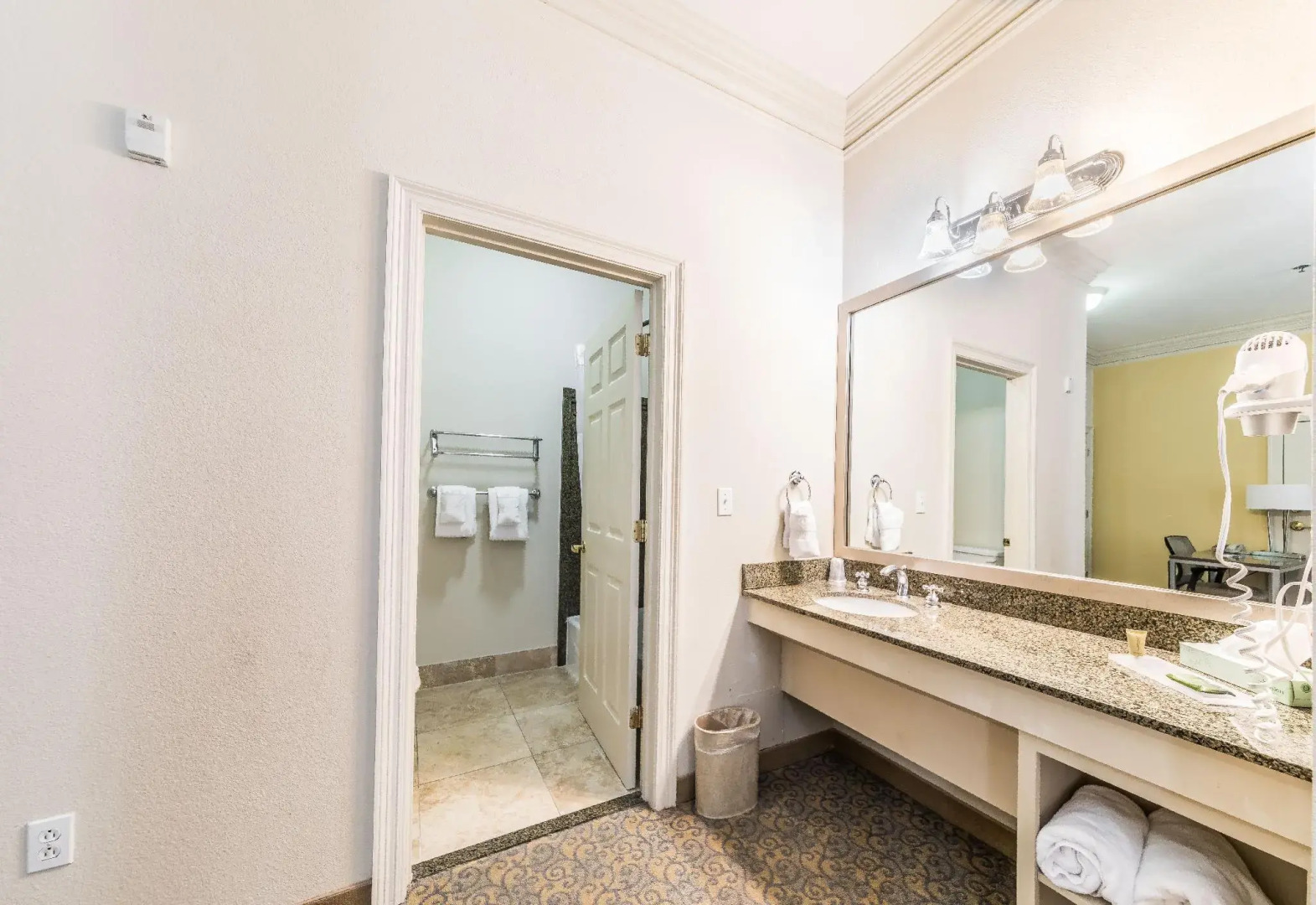 Spark by Hilton Lafayette South