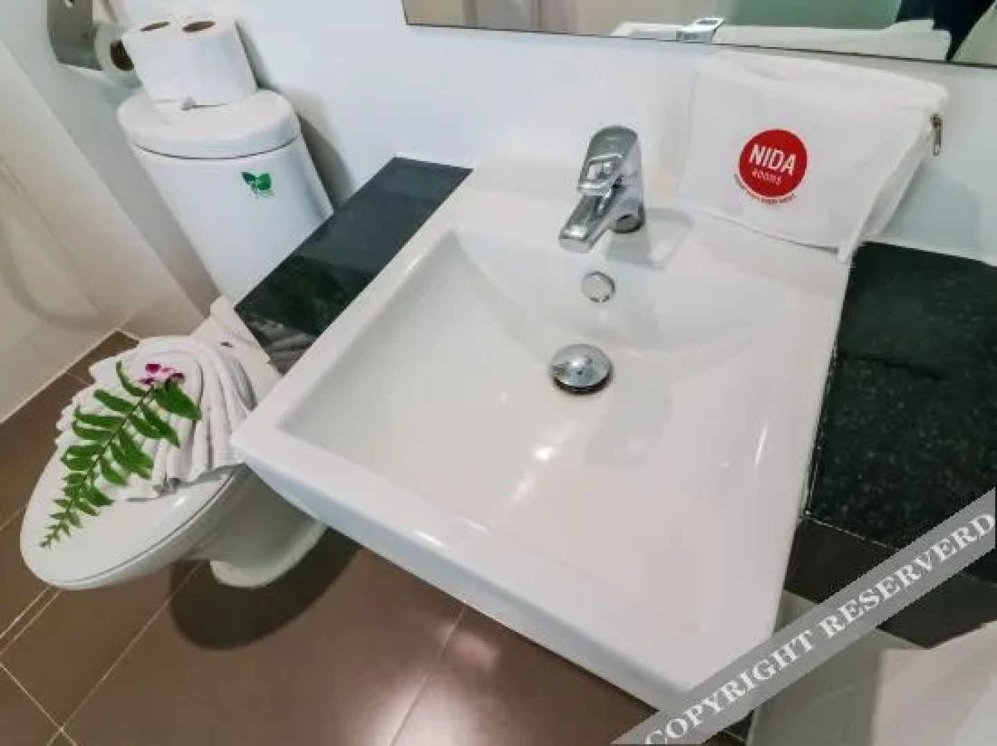 NIDA Rooms Dino Park Karon