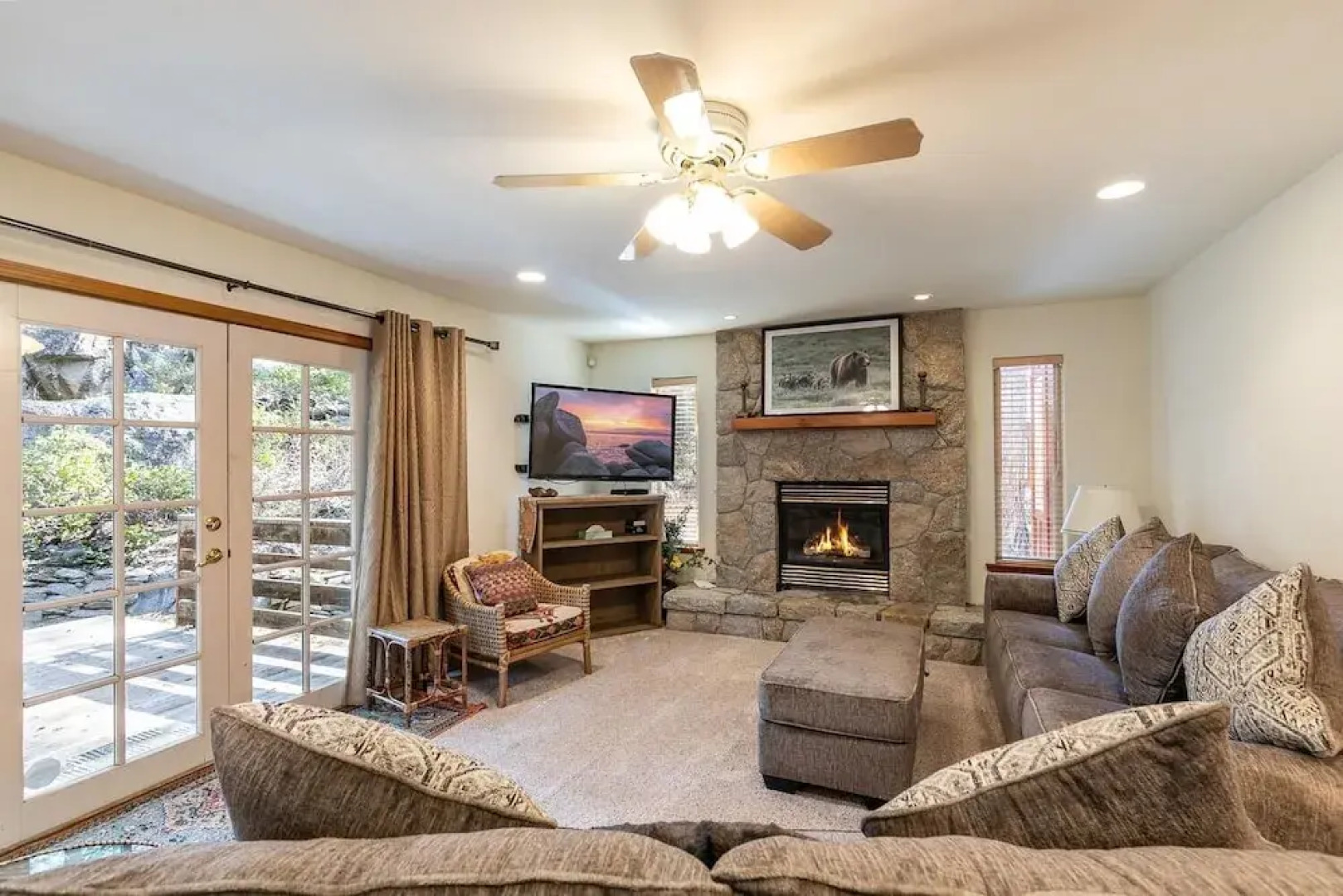 Silver Rock Lodge 5 Bedroom Home