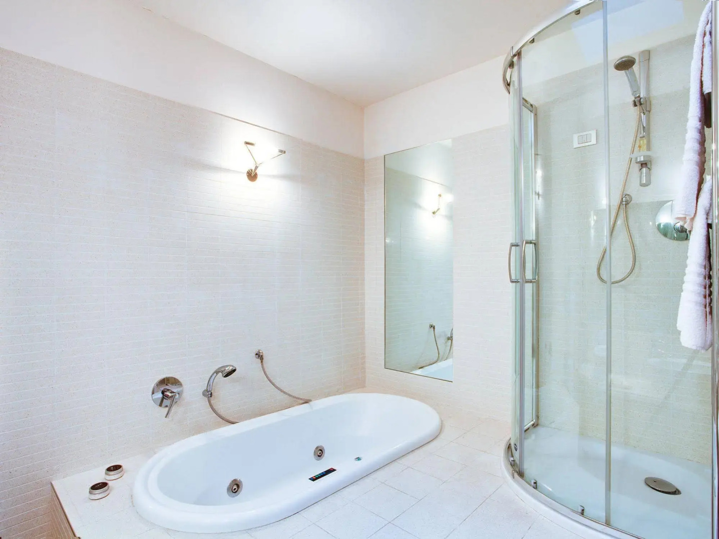 Poggio Radicati - Hotel