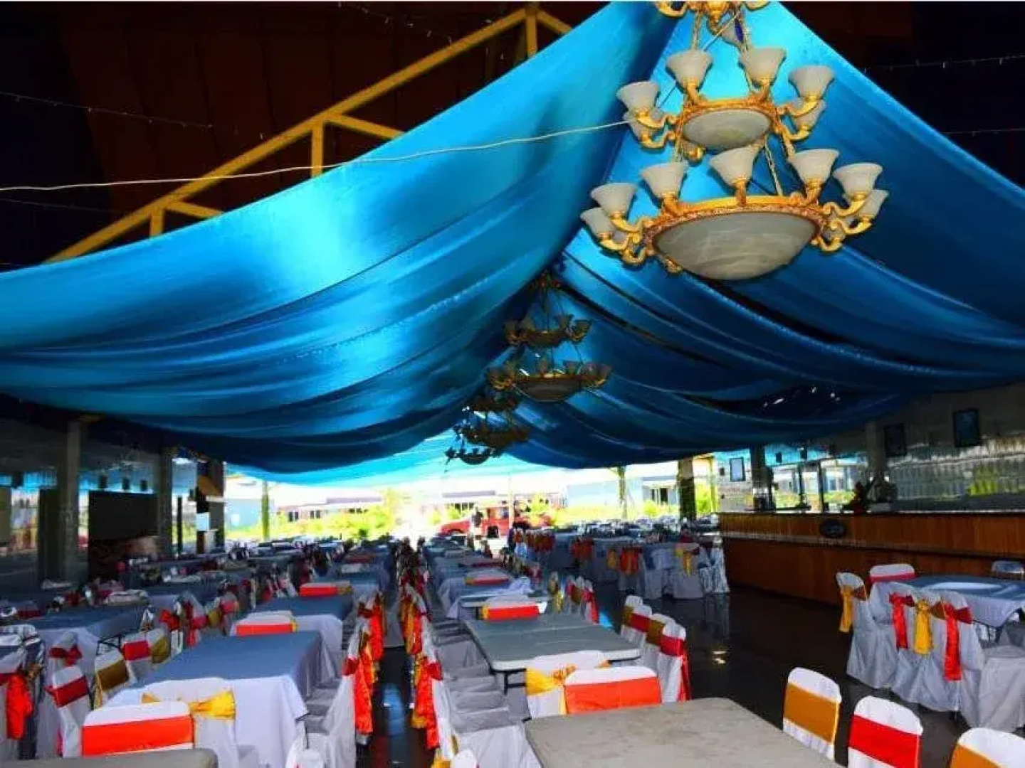 Fun World Plaza Hotel