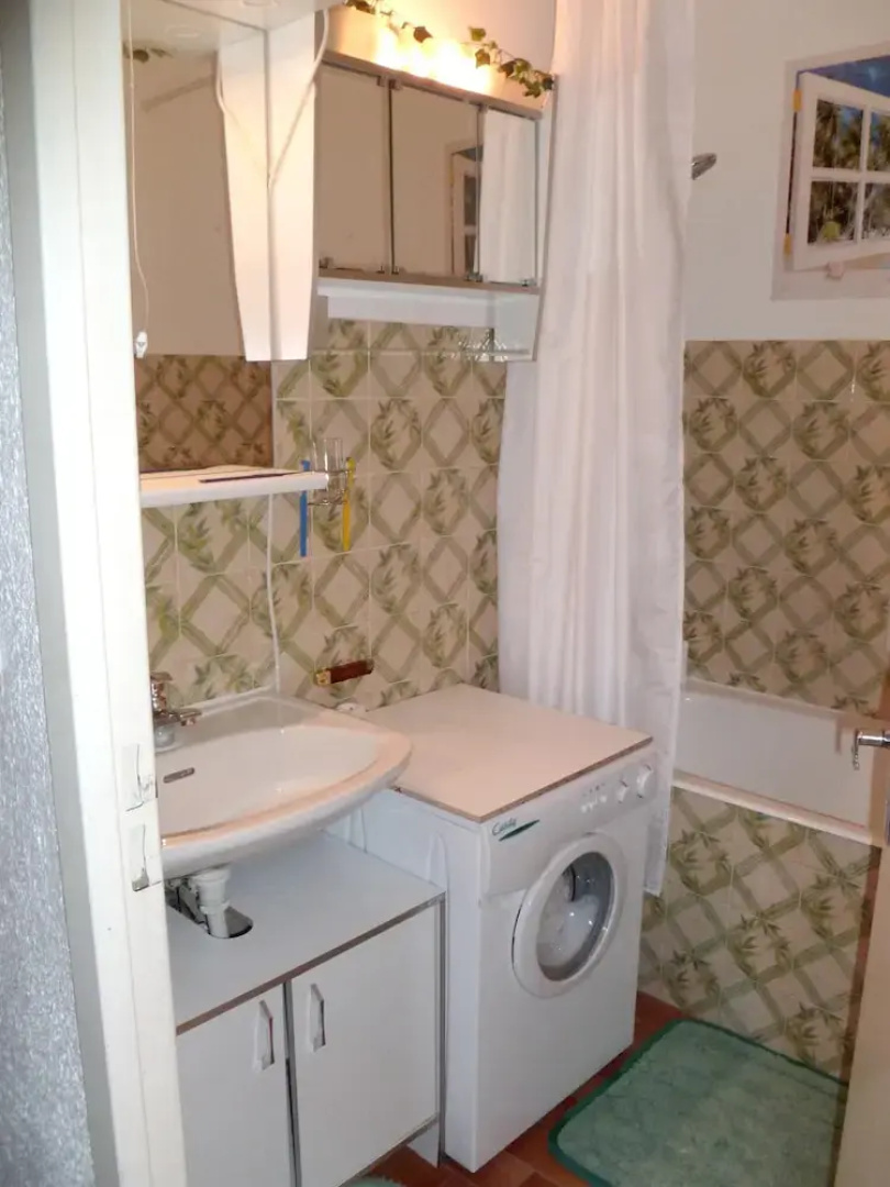 Apartment With one Bedroom in Enchastrayes, With Wonderful Mountain Vi