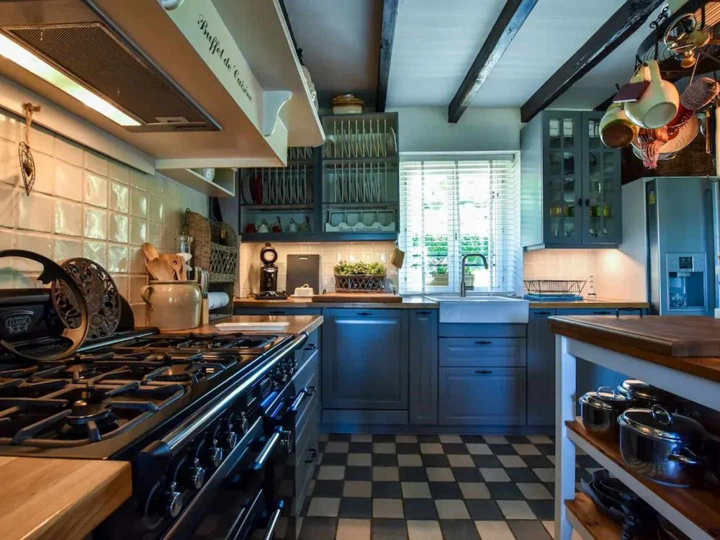 Renovated house with private swimming pool, close to Villefranche-du-Périgord.