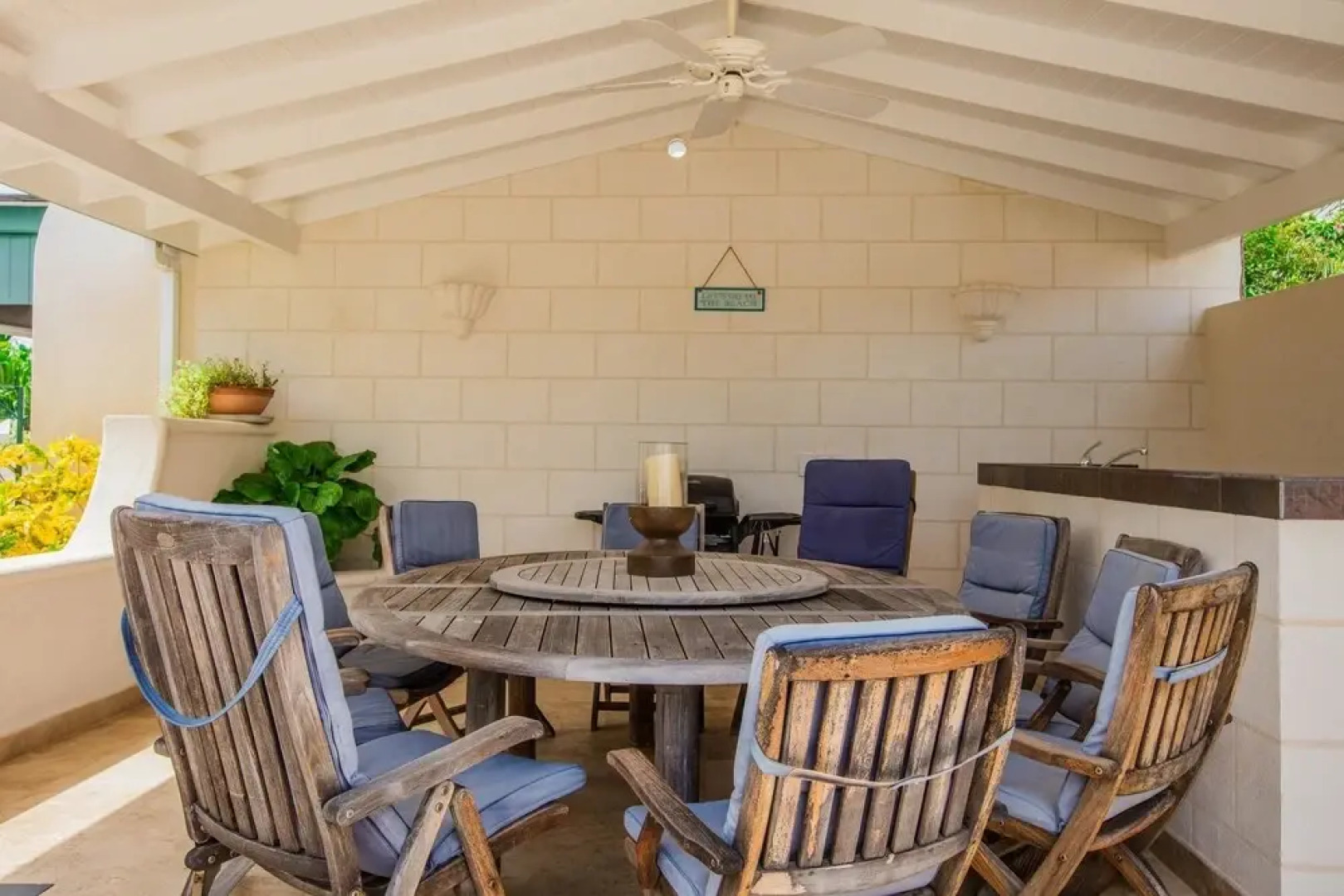 Beautiful Four-bedroom Villa With Breathtaking sea Views