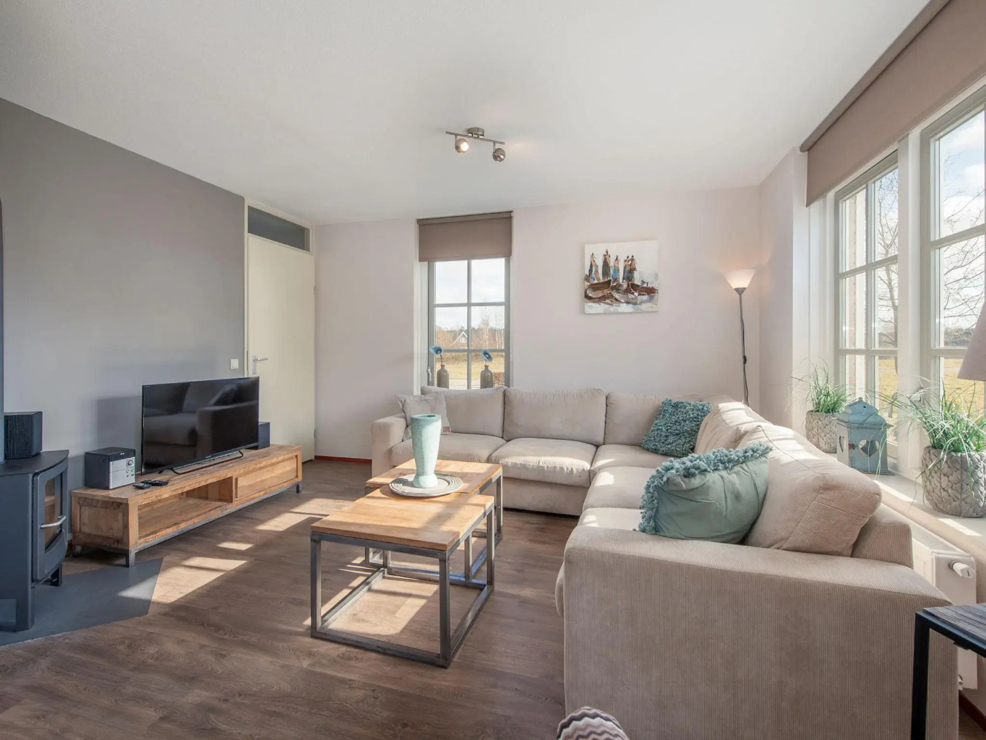 Stately, luxury villa with two bathrooms, 2km from Appelscha