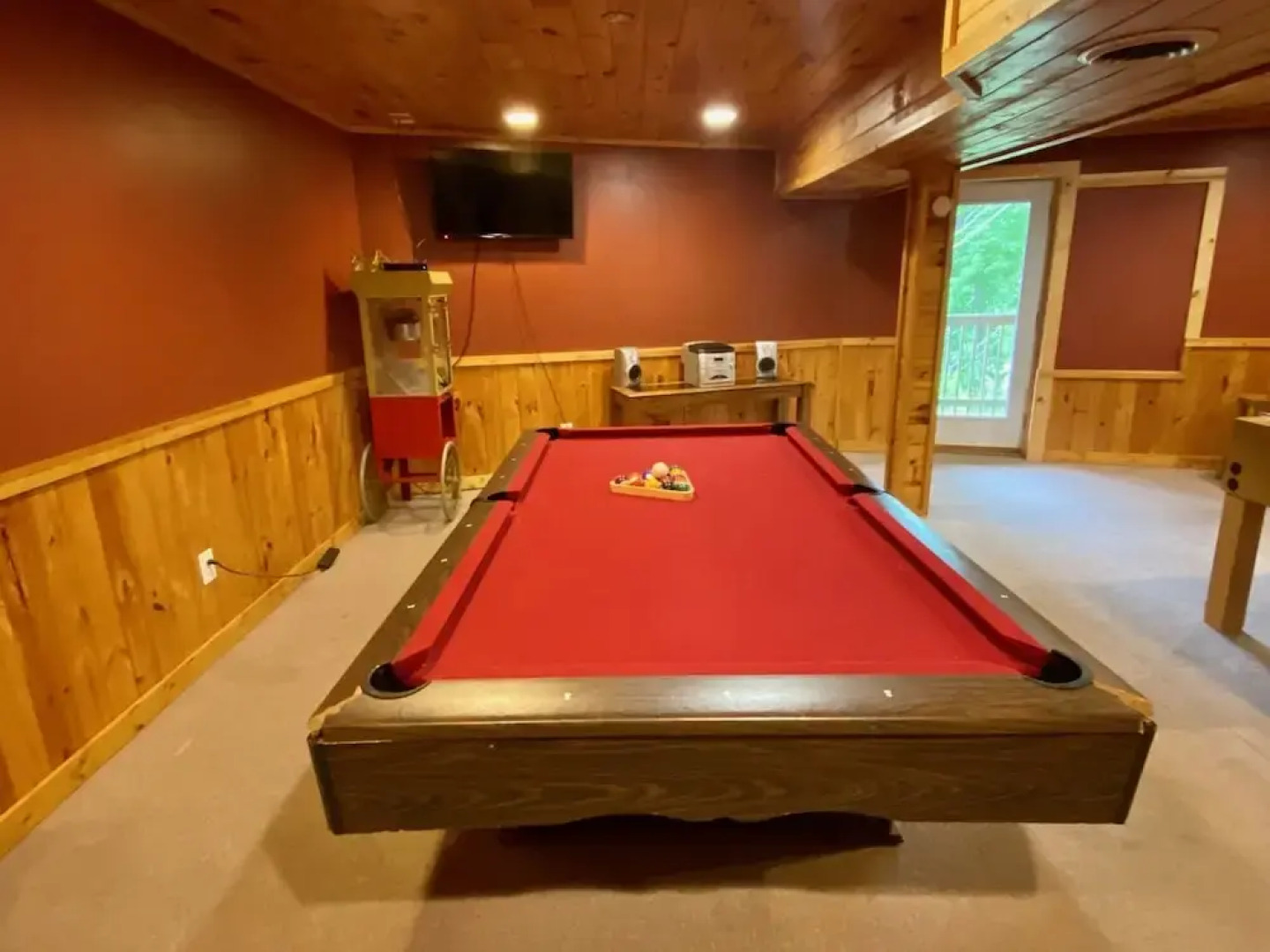 Million Dollar View - Four Bedroom Cabin