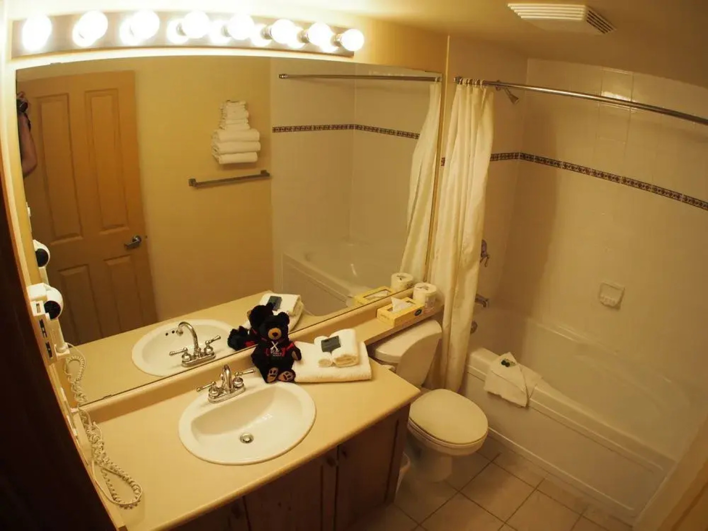 Fireside Lodge by Bear Country