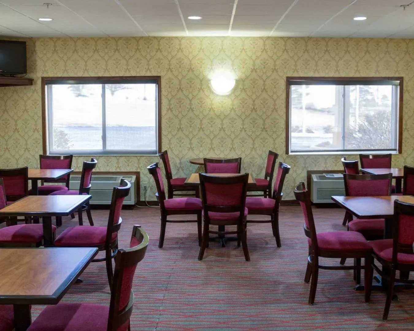 Comfort Suites Omaha Northwest