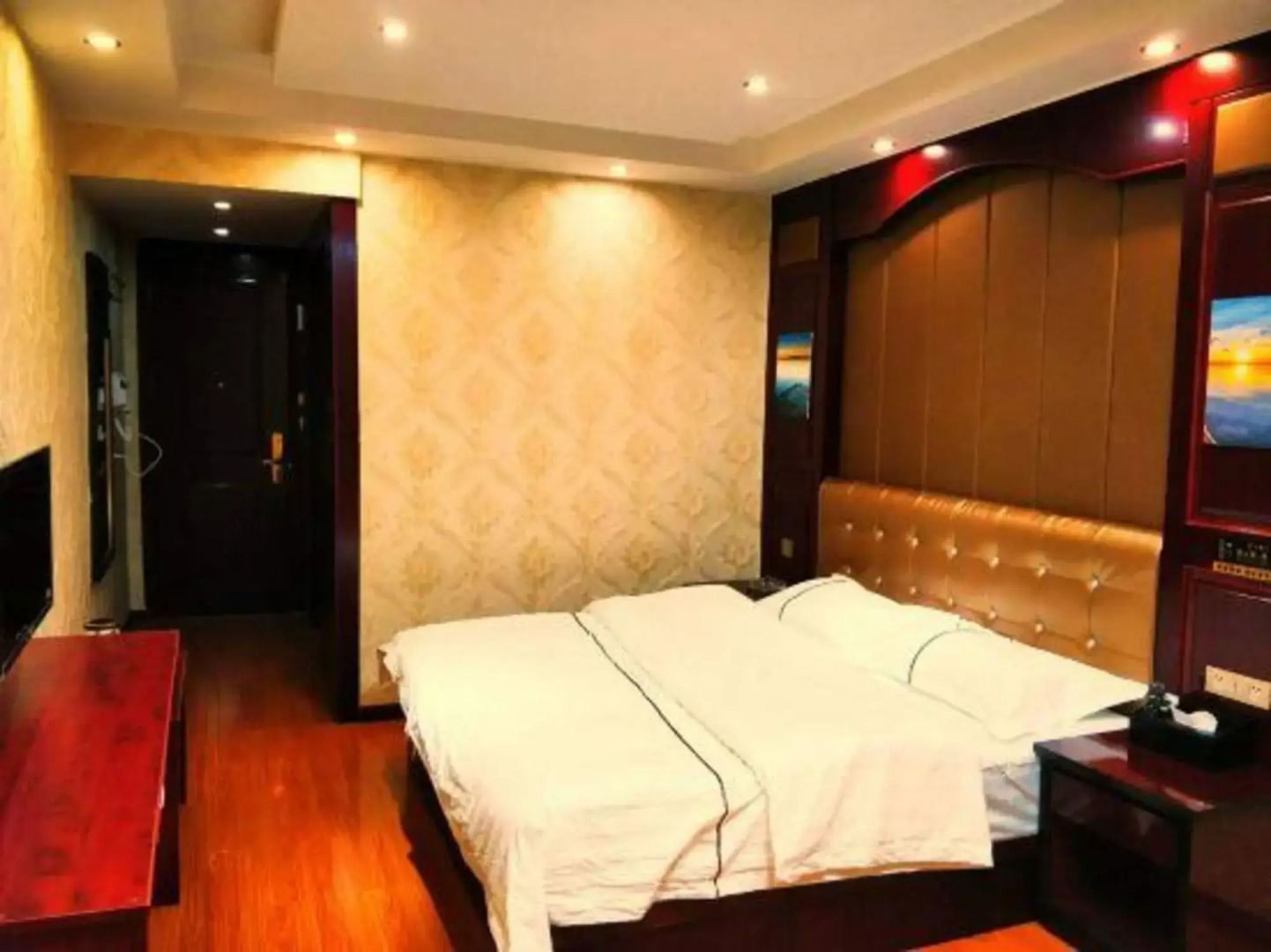 Anlu foreign trade business hotel