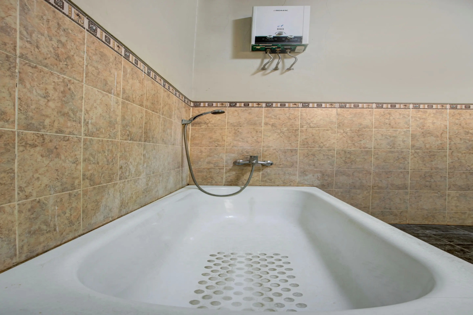 CAPITAL O 3933 Hotel Grand Anugrah