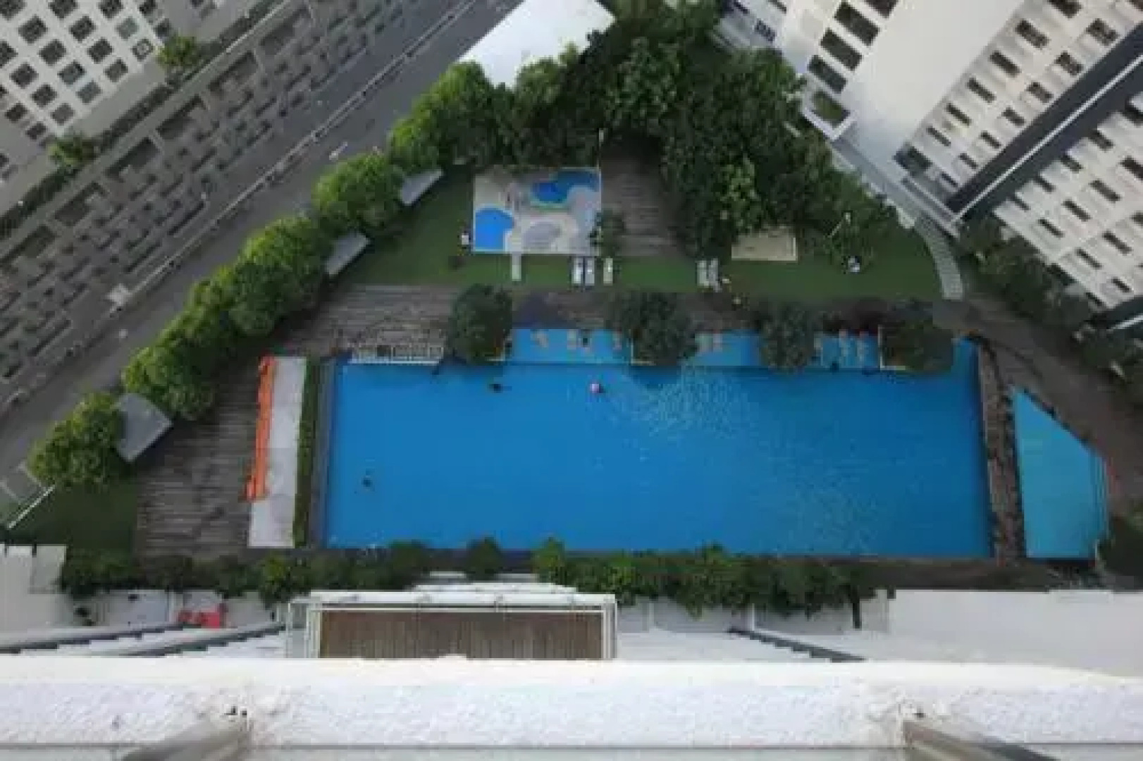 Abz Apartment @ Solstice