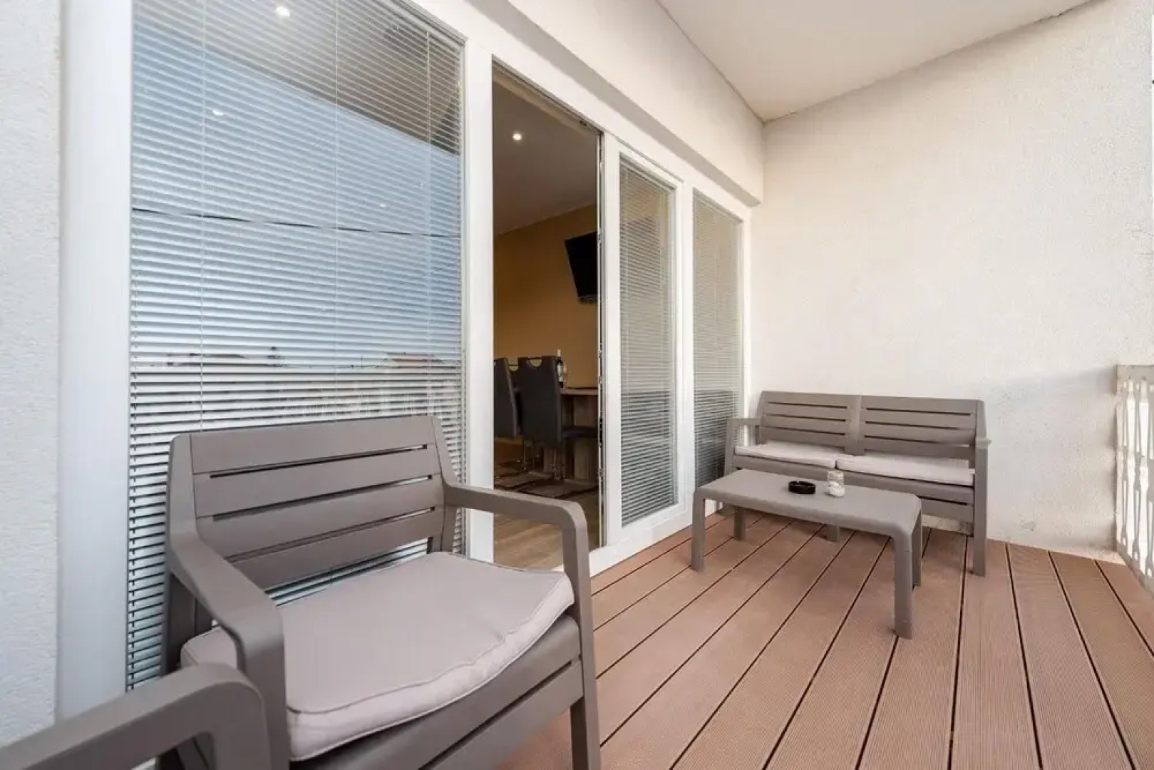 Tomo - Open Pool and Pool for Children - A7