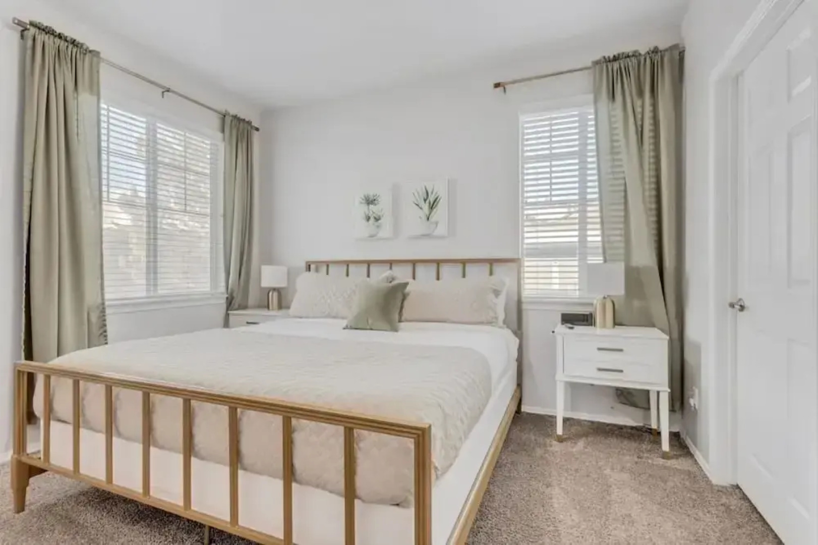 Ground Floor King Beds Pool Gym - Near Hill AFB