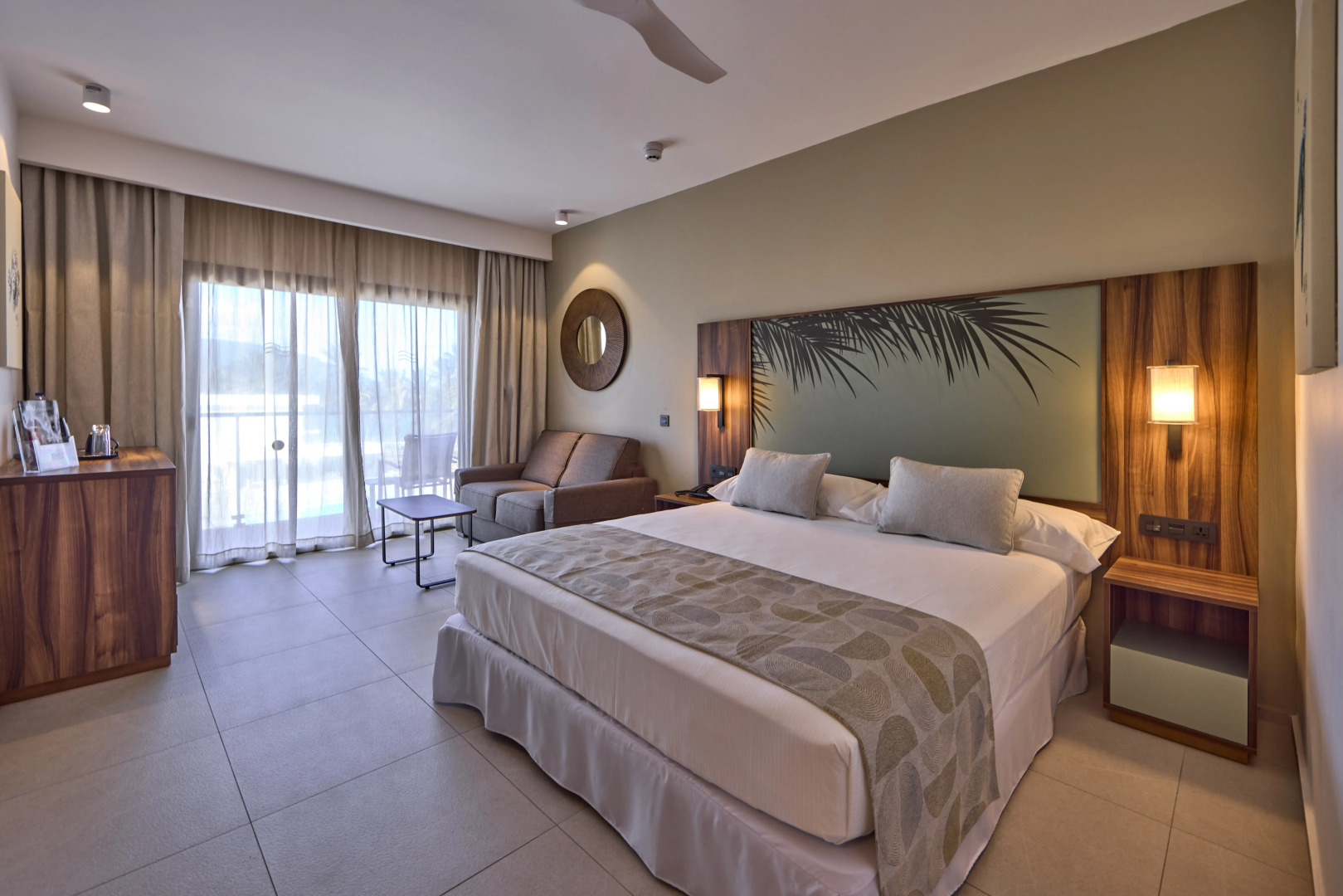 Отель Riu Turquoise