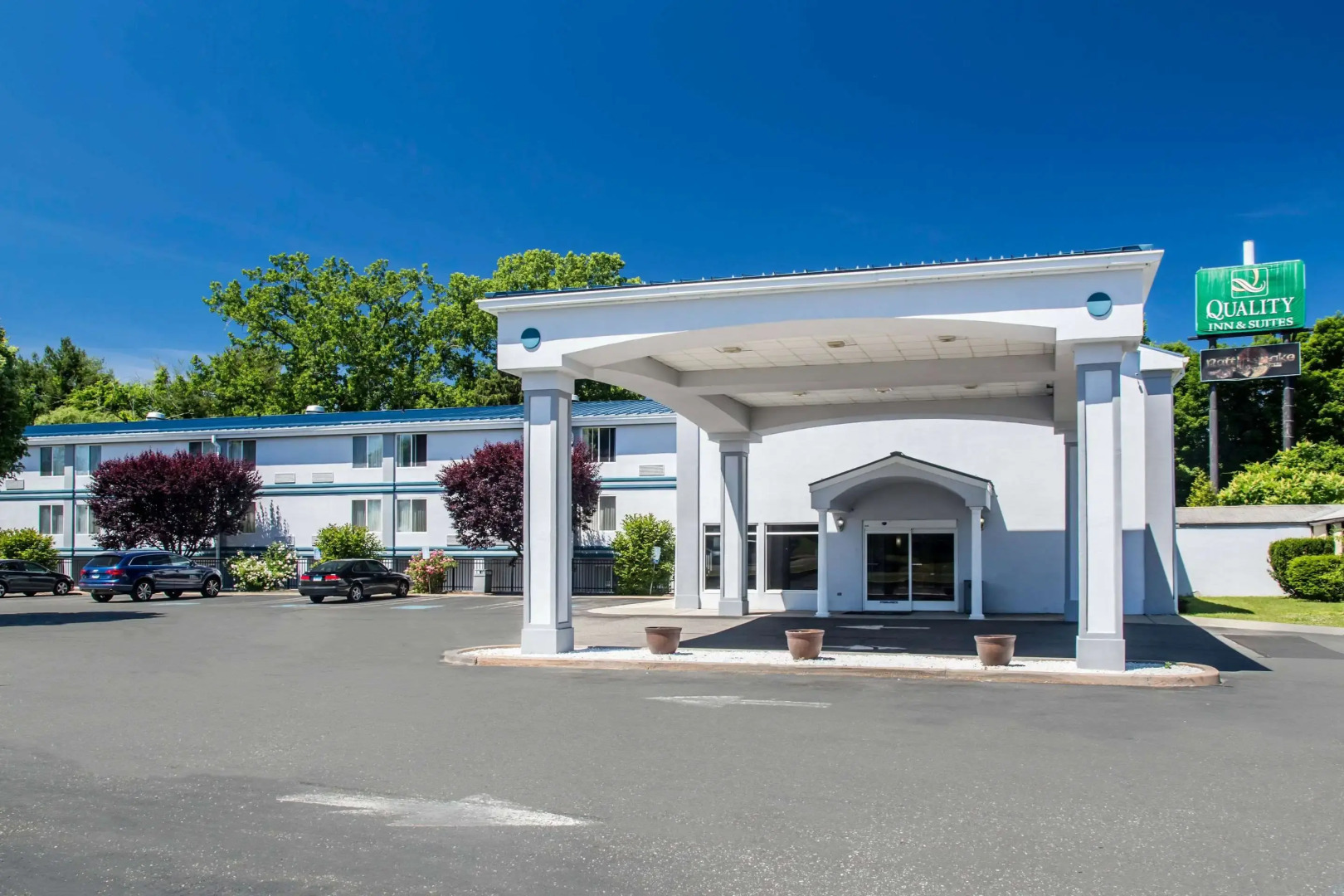 Quality Inn & Suites Danbury near University