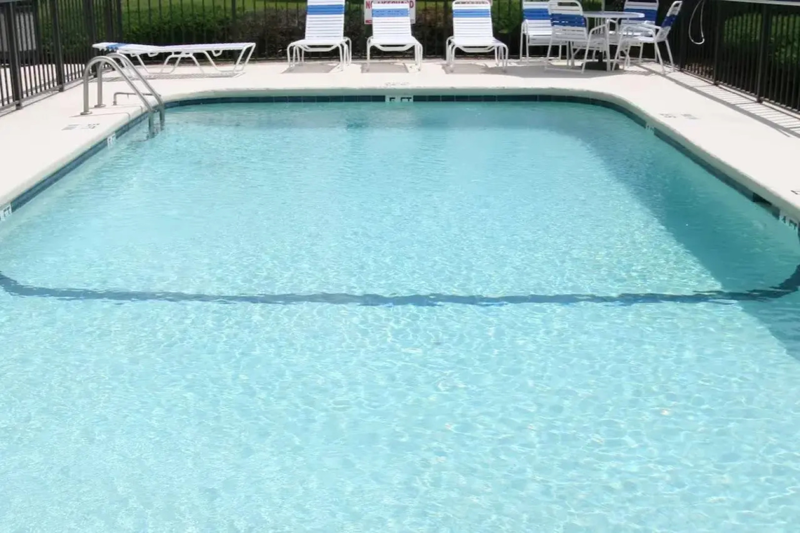 Hampton Inn Marianna I-10