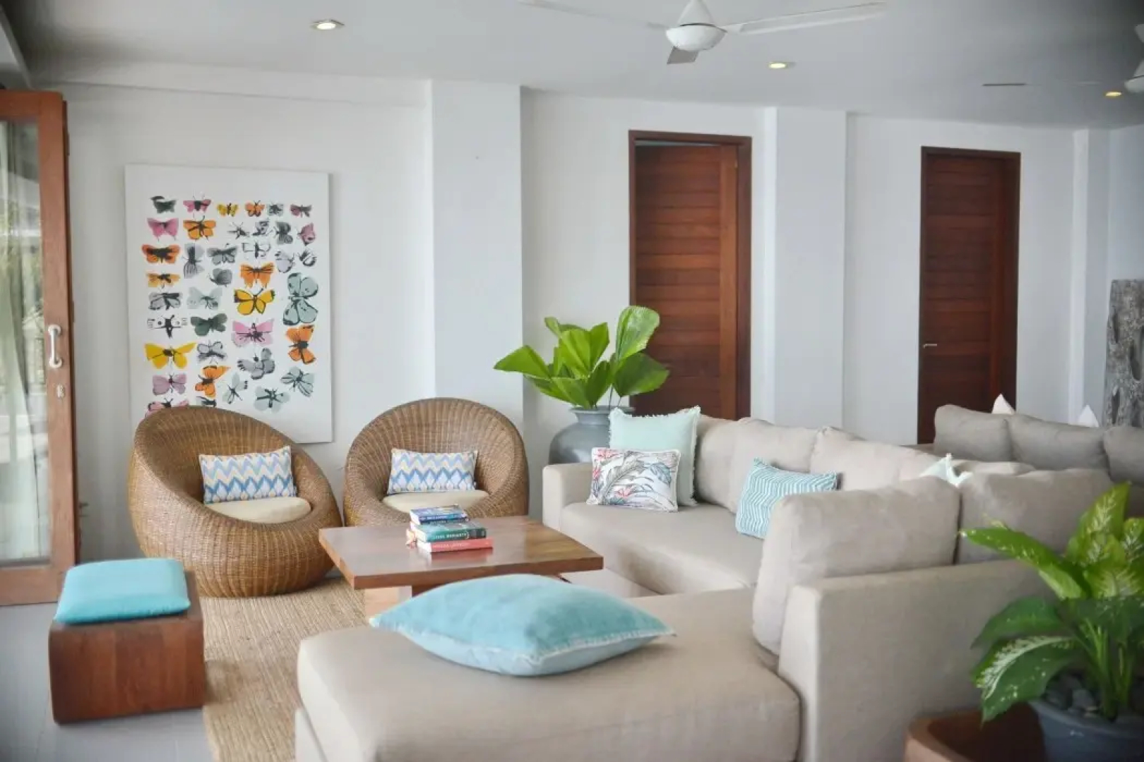Malimbu Cliff Villa