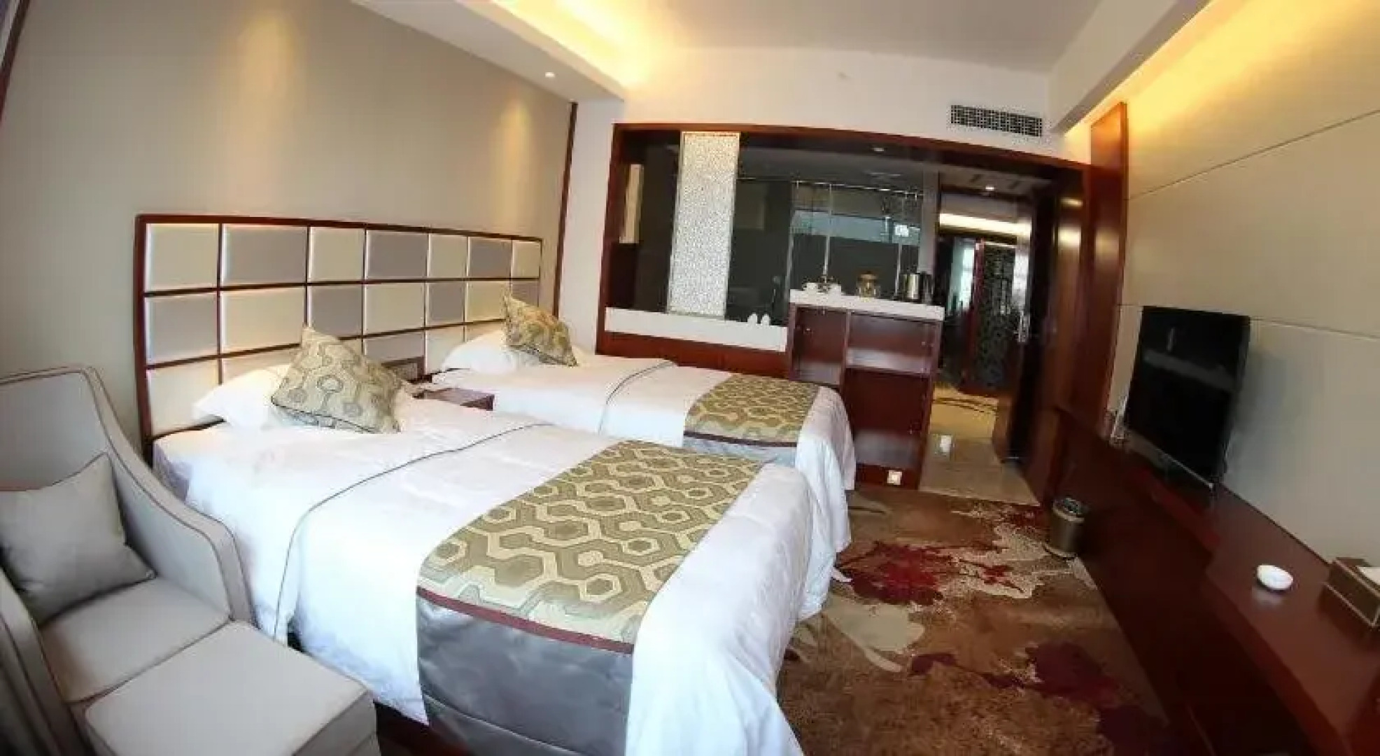 Chengjiang Manor Hotel